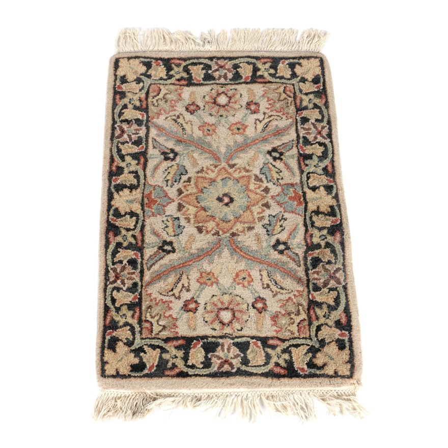 Tufted Floral Accent Rug