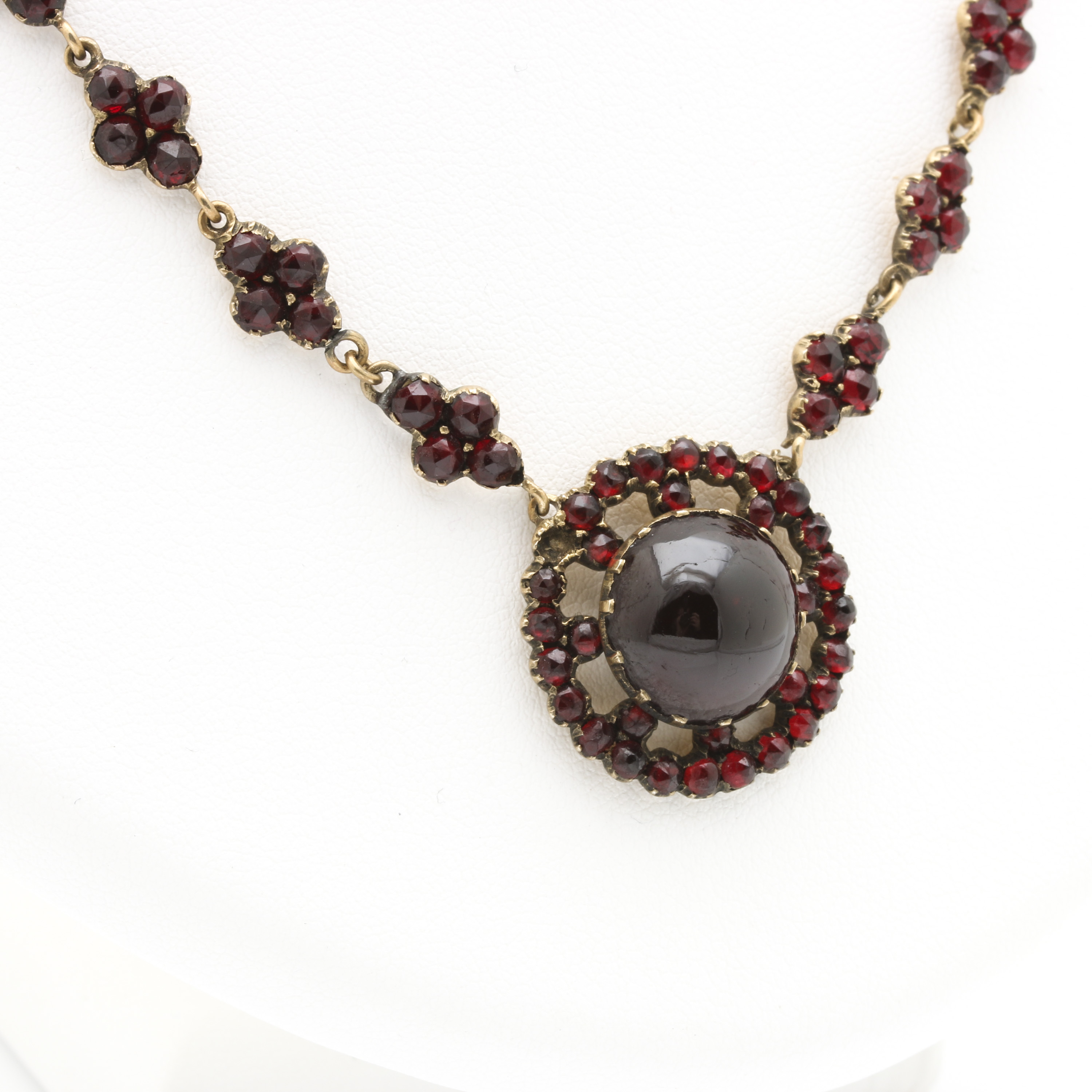 Gold Tone Garnet Pendant Necklace