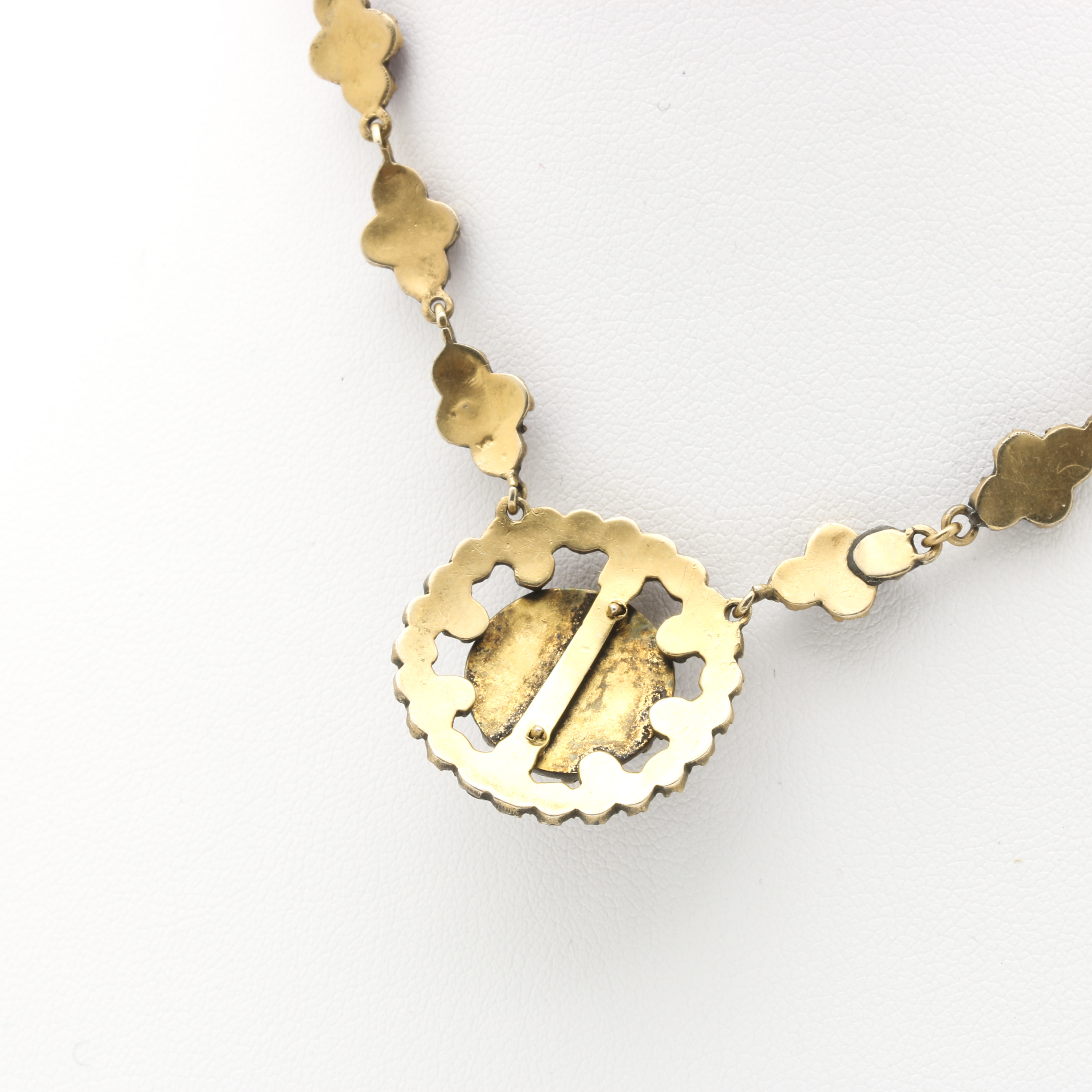 Gold Tone Garnet Pendant Necklace