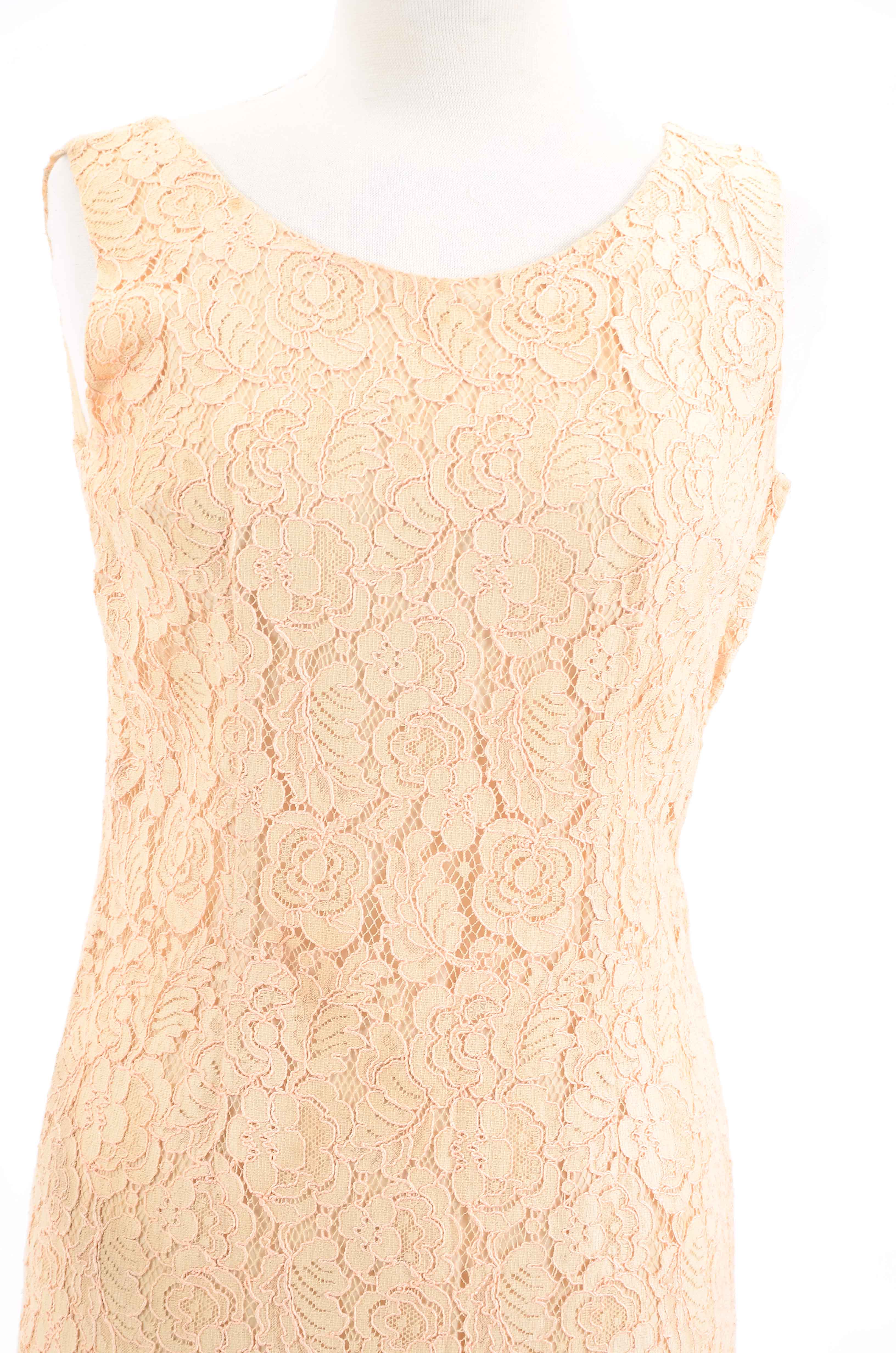 Women's Vintage Lace Dresses