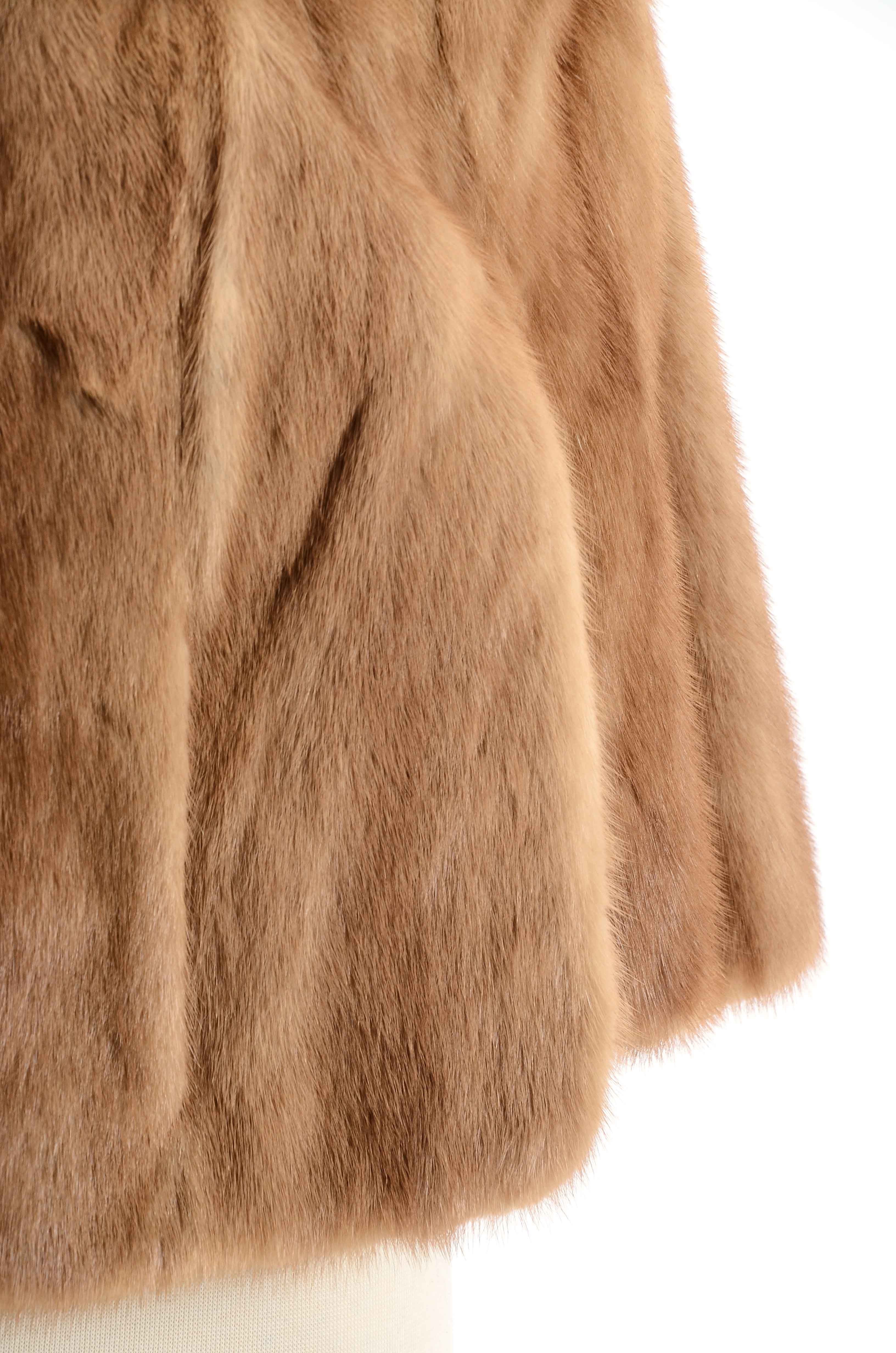 Women's Vintage Light Brown Mink Fur Stole