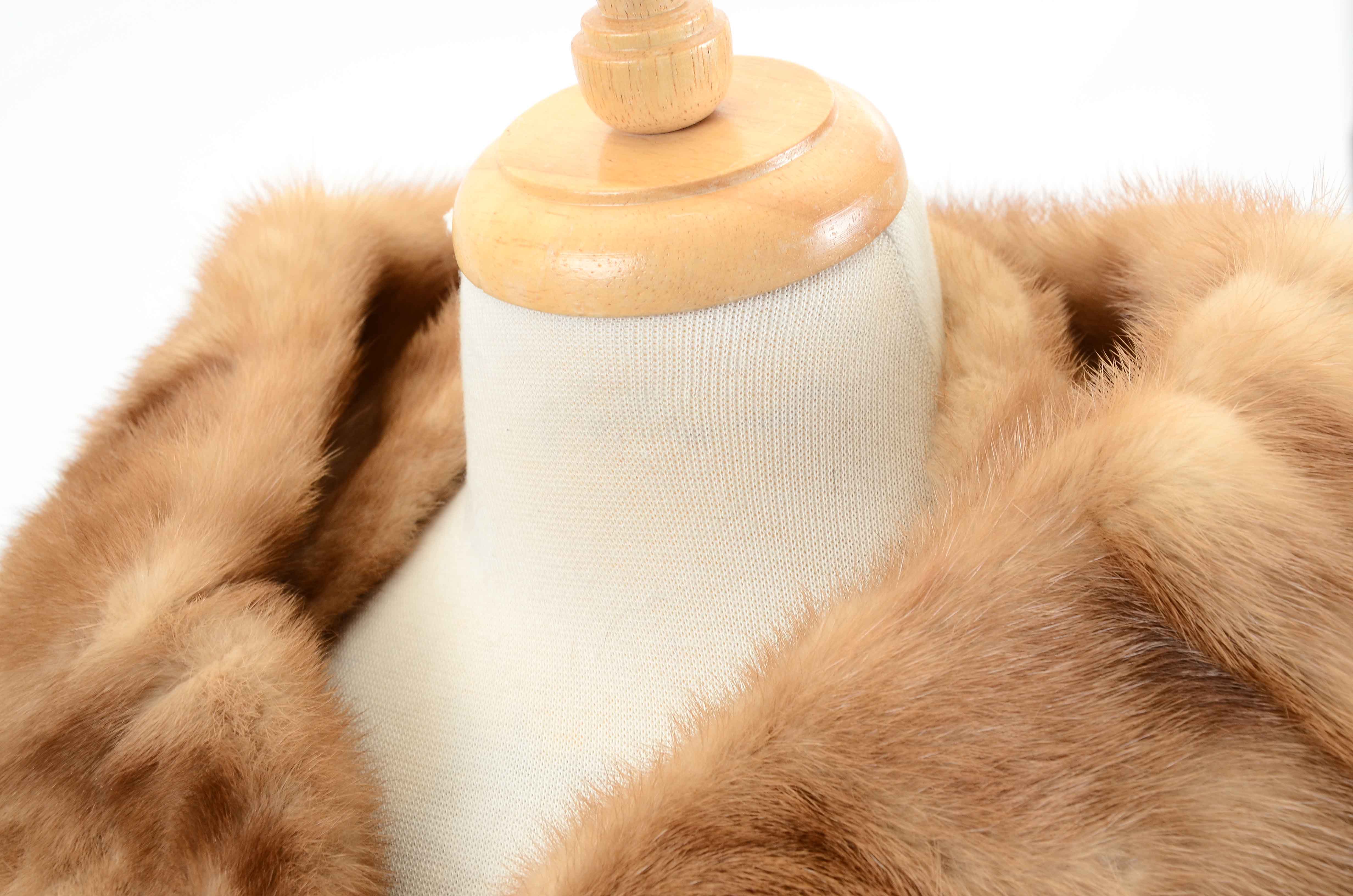 Women's Vintage Light Brown Mink Fur Stole
