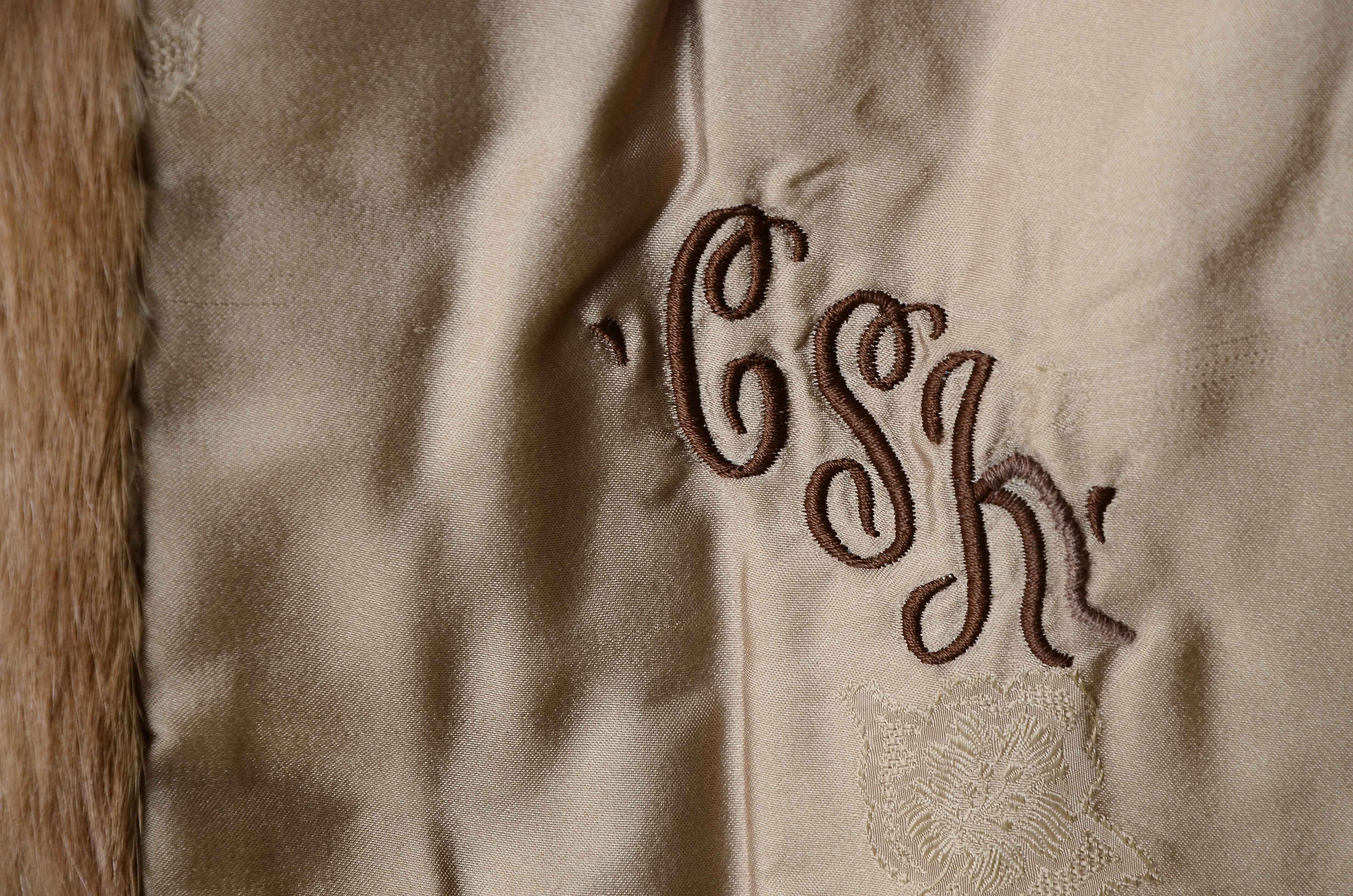 Women's Vintage Light Brown Mink Fur Stole