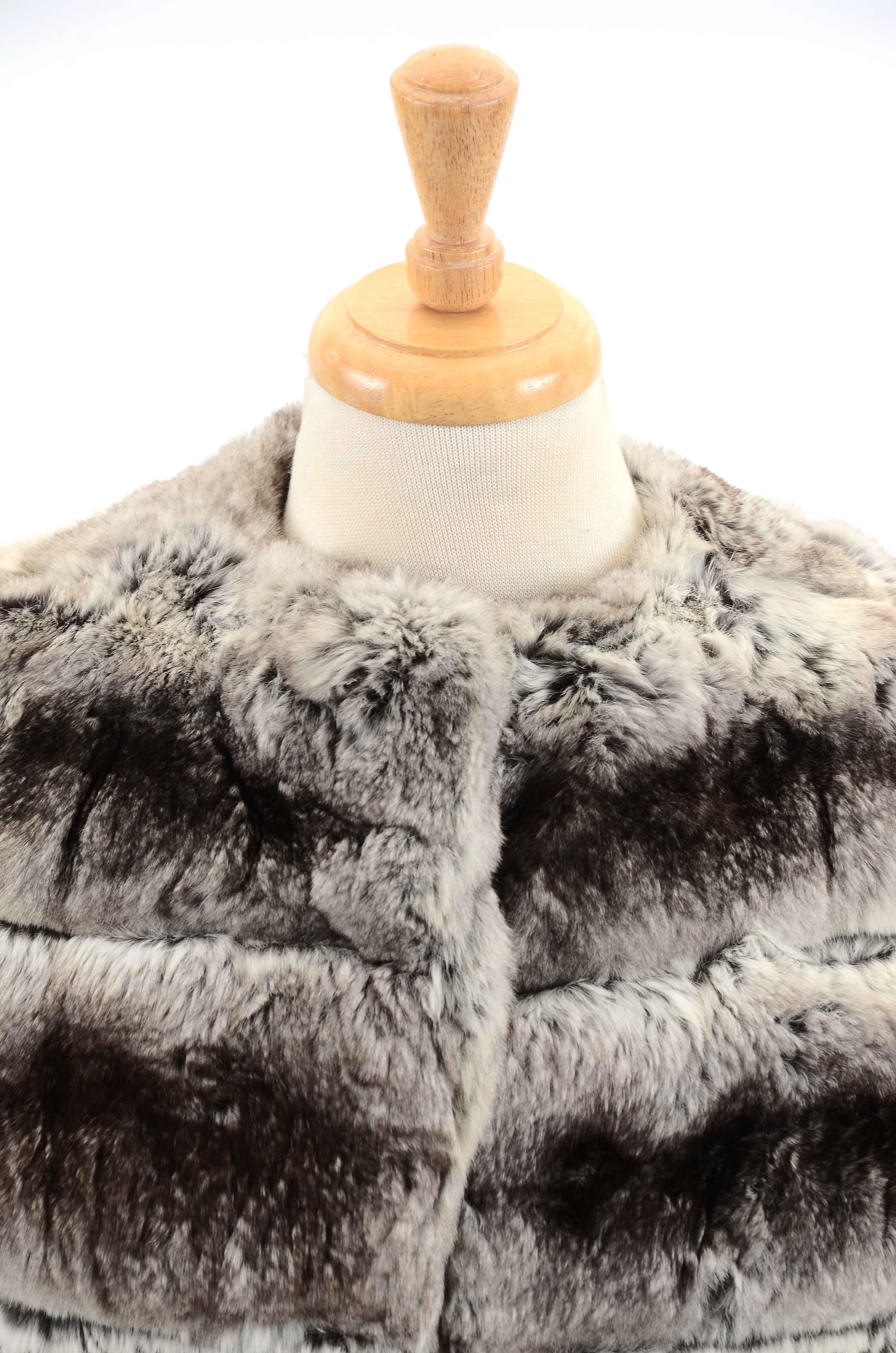 Women's Vintage Chinchilla Fur Coat