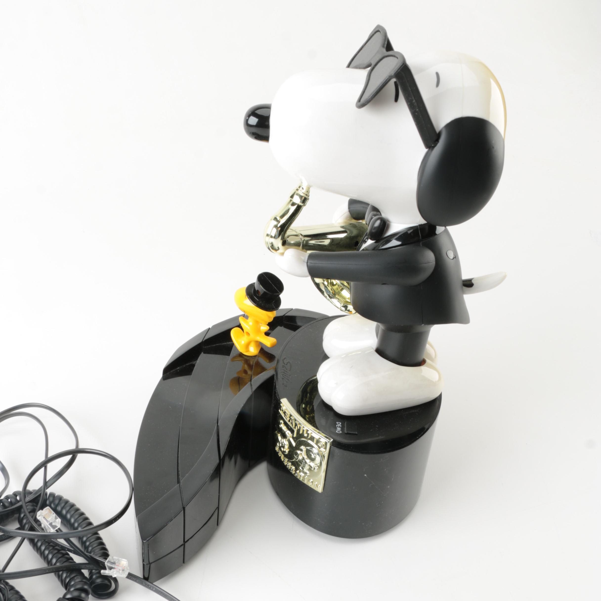 50th Anniversary "Peanuts" Animated Snoopy Phone