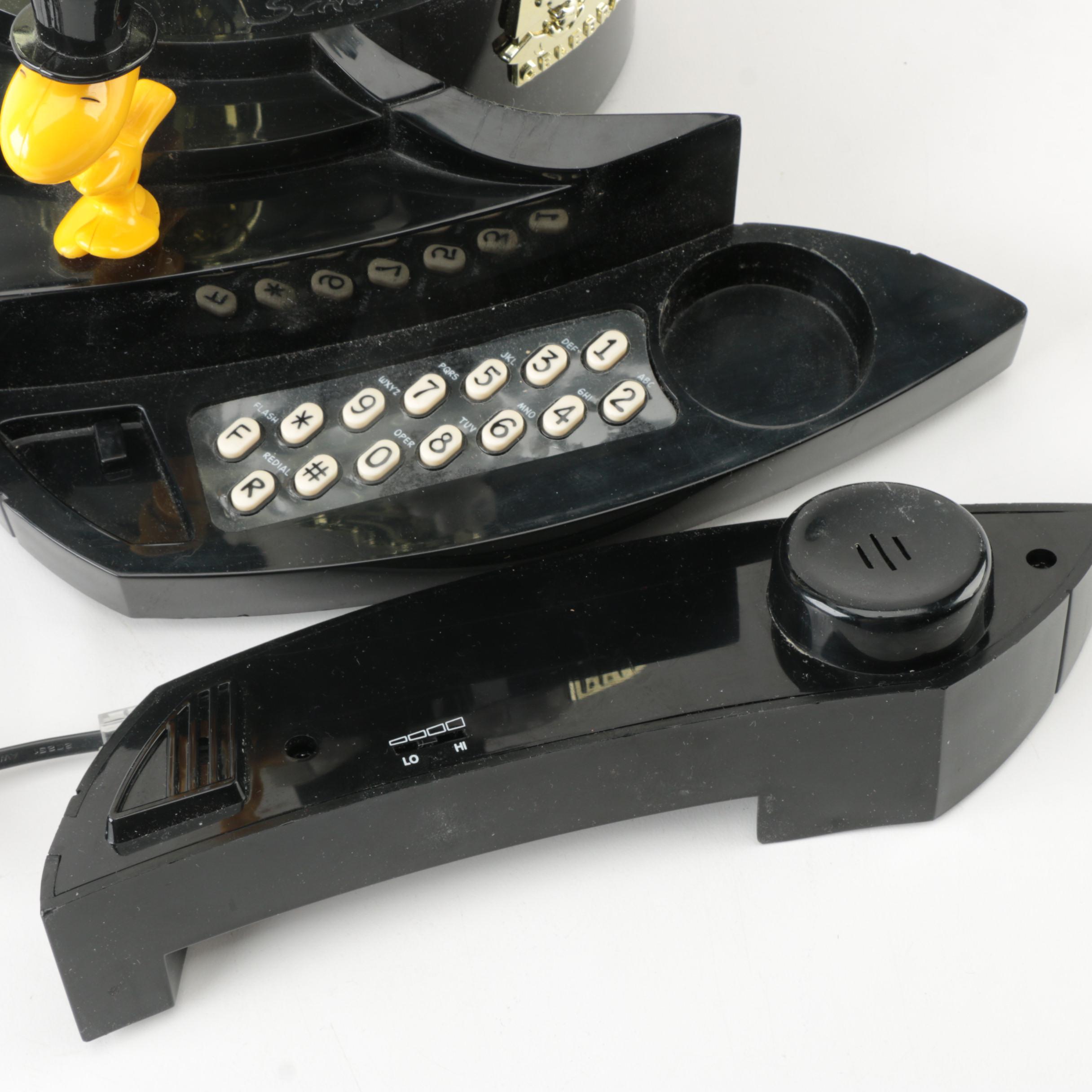 50th Anniversary "Peanuts" Animated Snoopy Phone