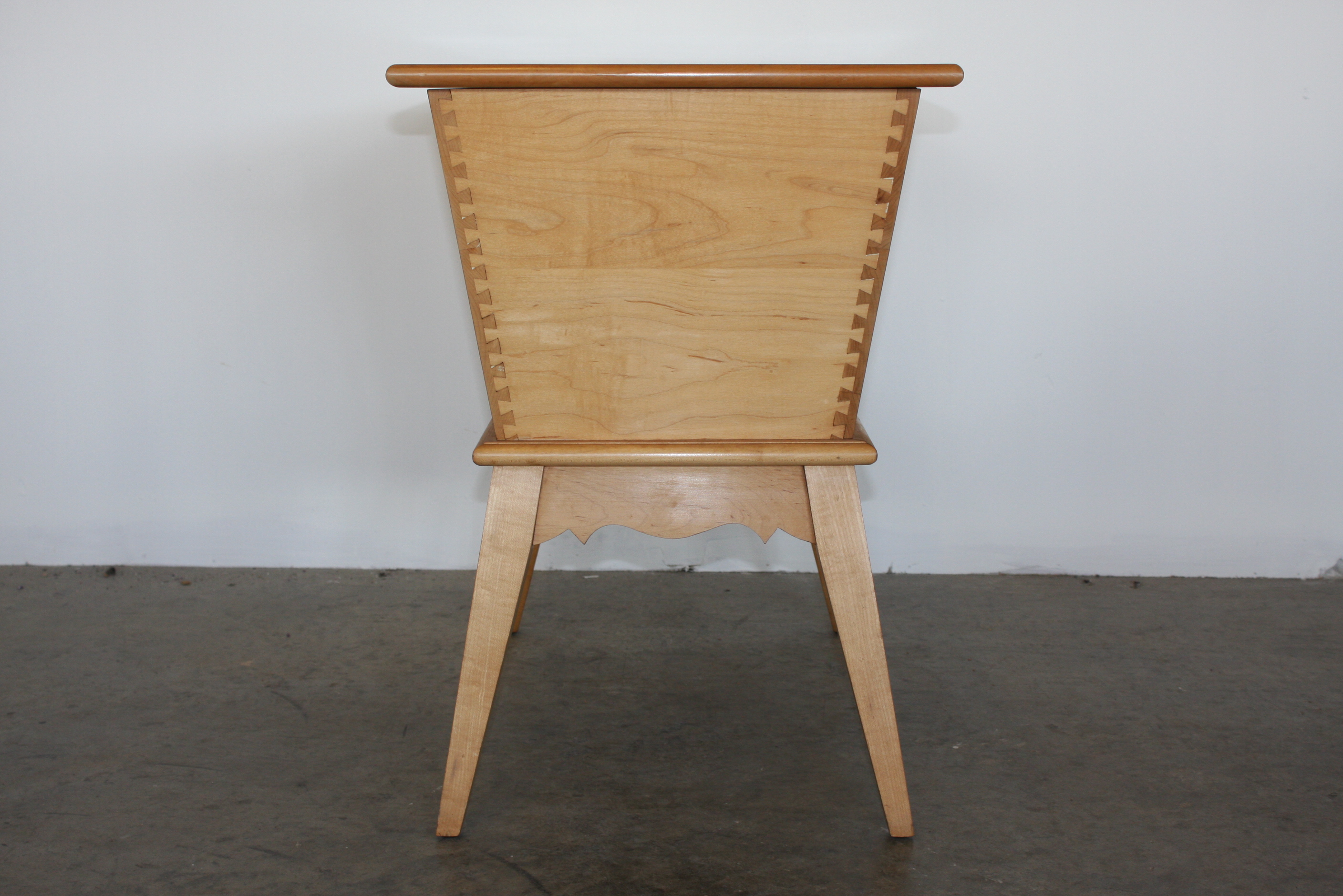 Early American Style Maple Dough Box