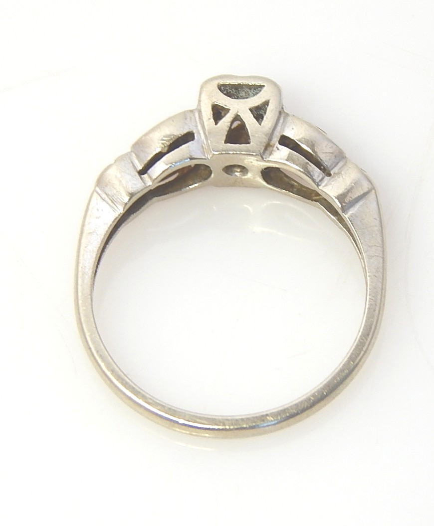 14K White Gold Vintage Diamond Ring