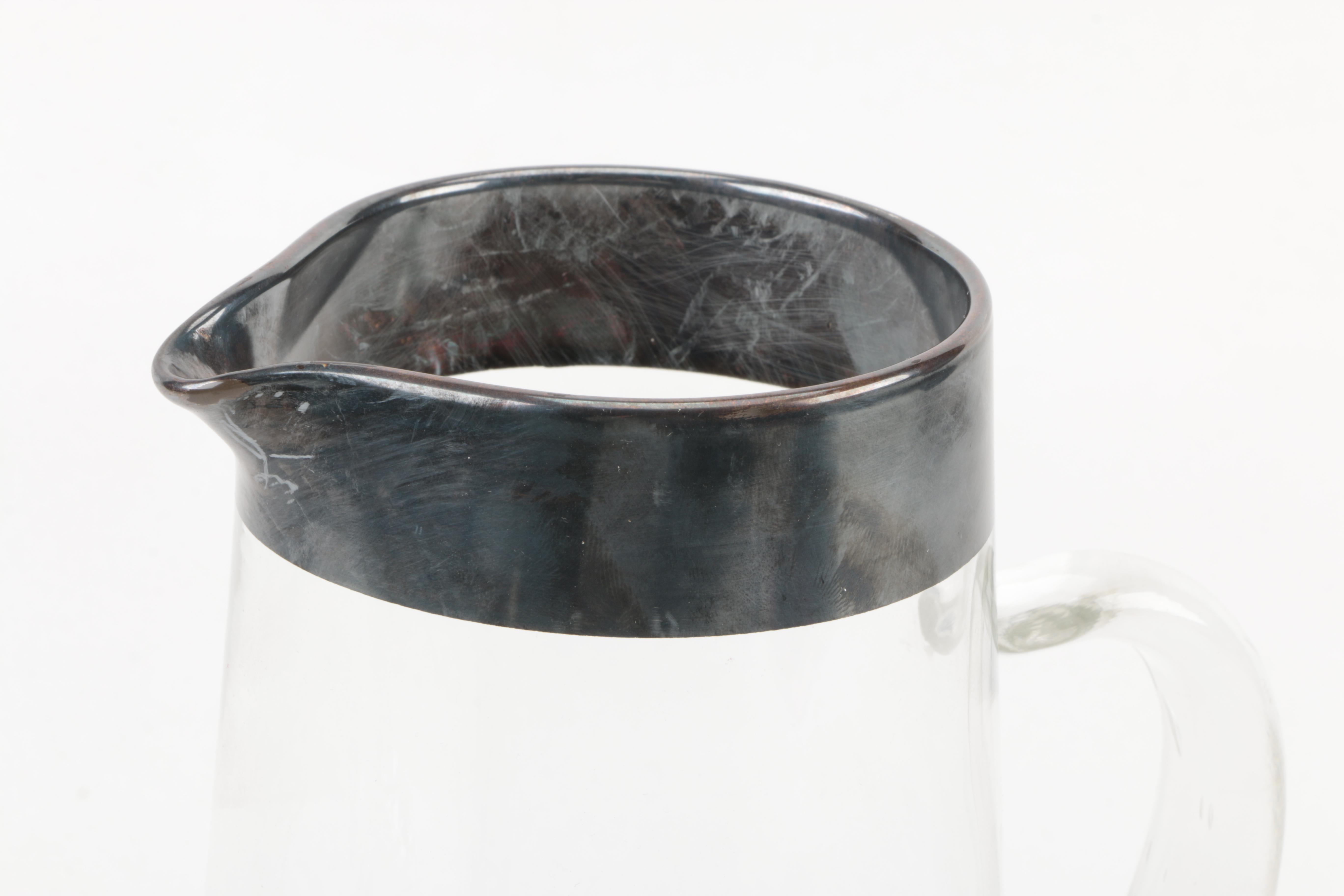 Vintage Modern Glassware, Including Georges Briard and Dorothy Thorpe