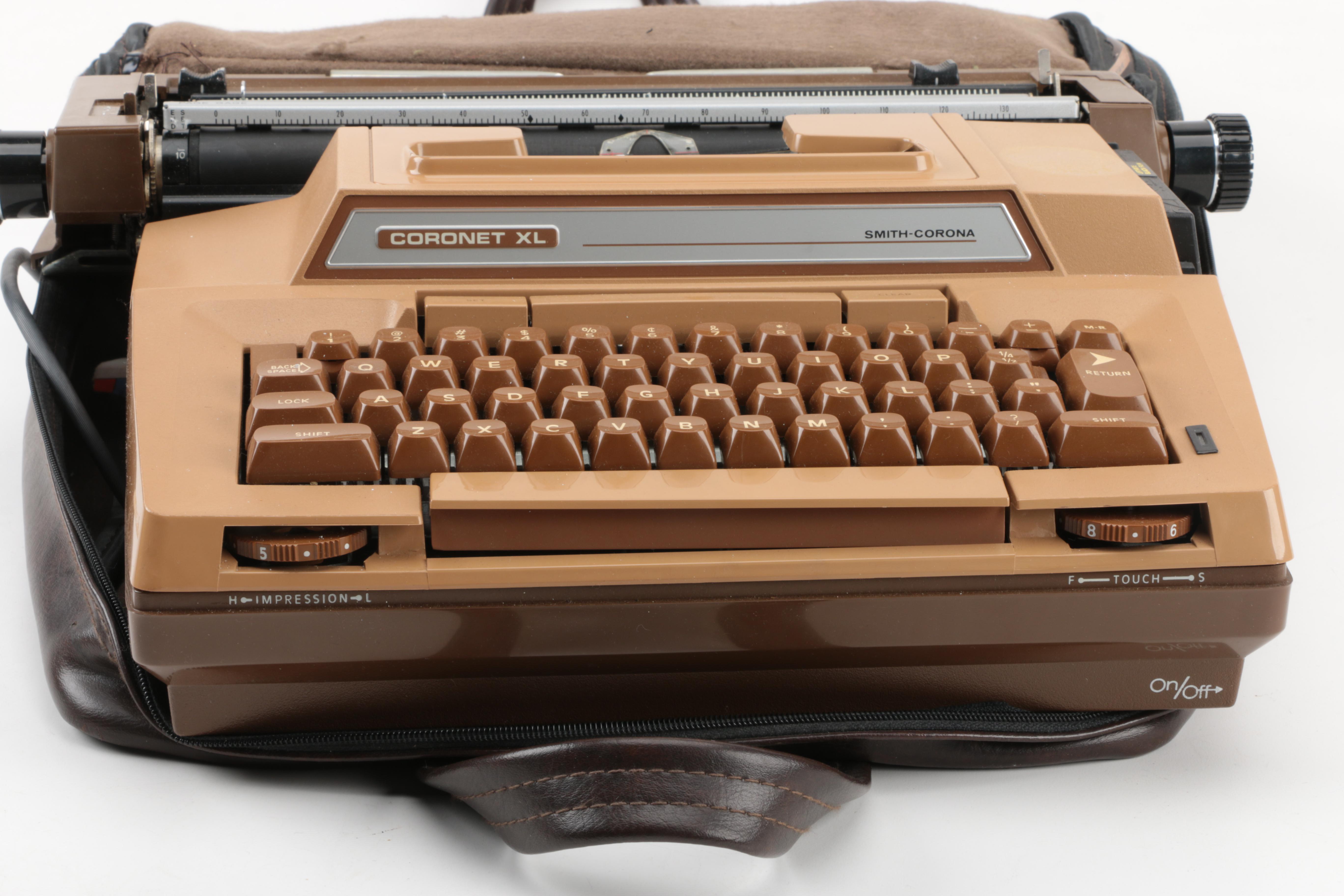 Vintage Smith-Corona "Coronet XL" Typewriter with Case