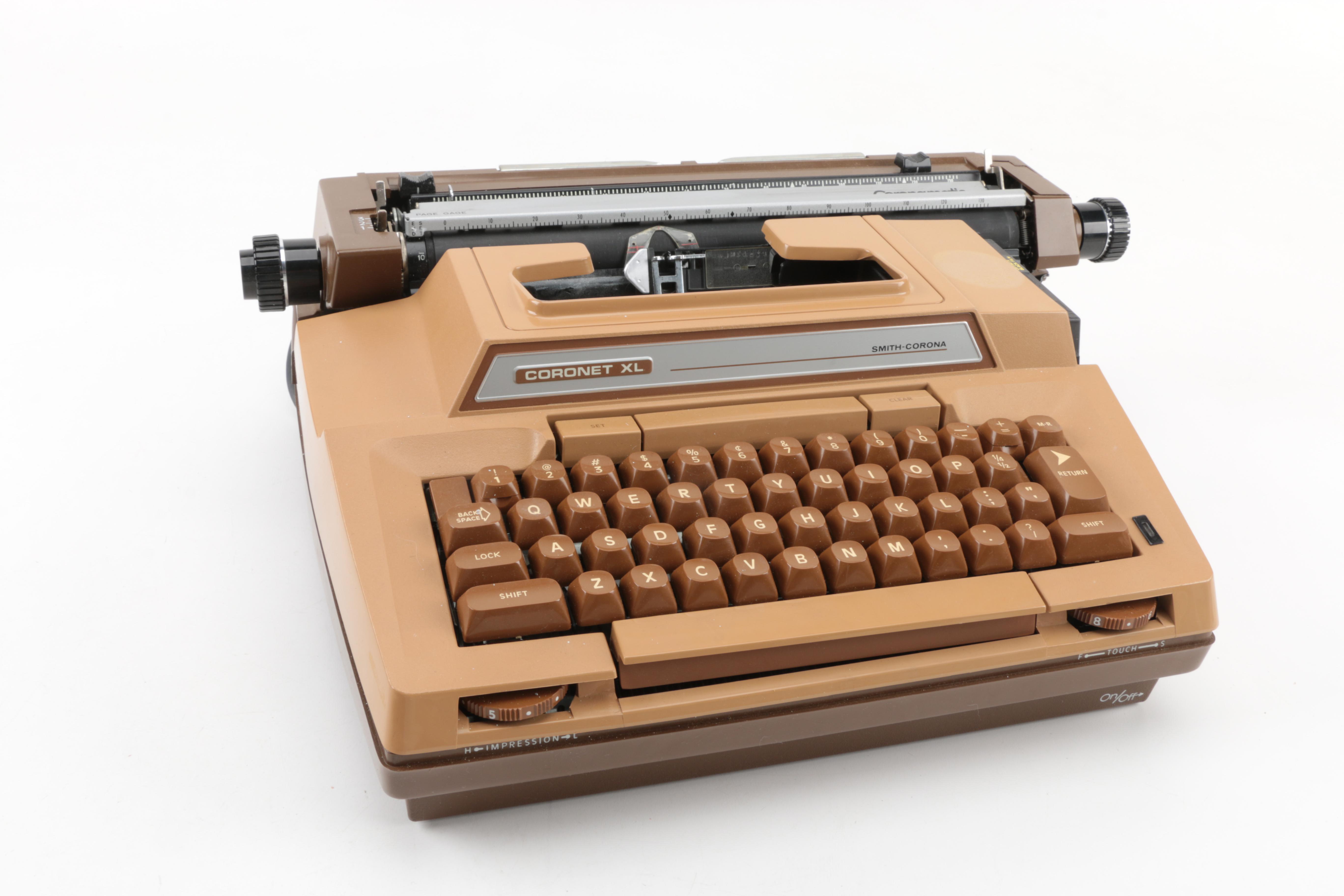 Vintage Smith-Corona "Coronet XL" Typewriter with Case