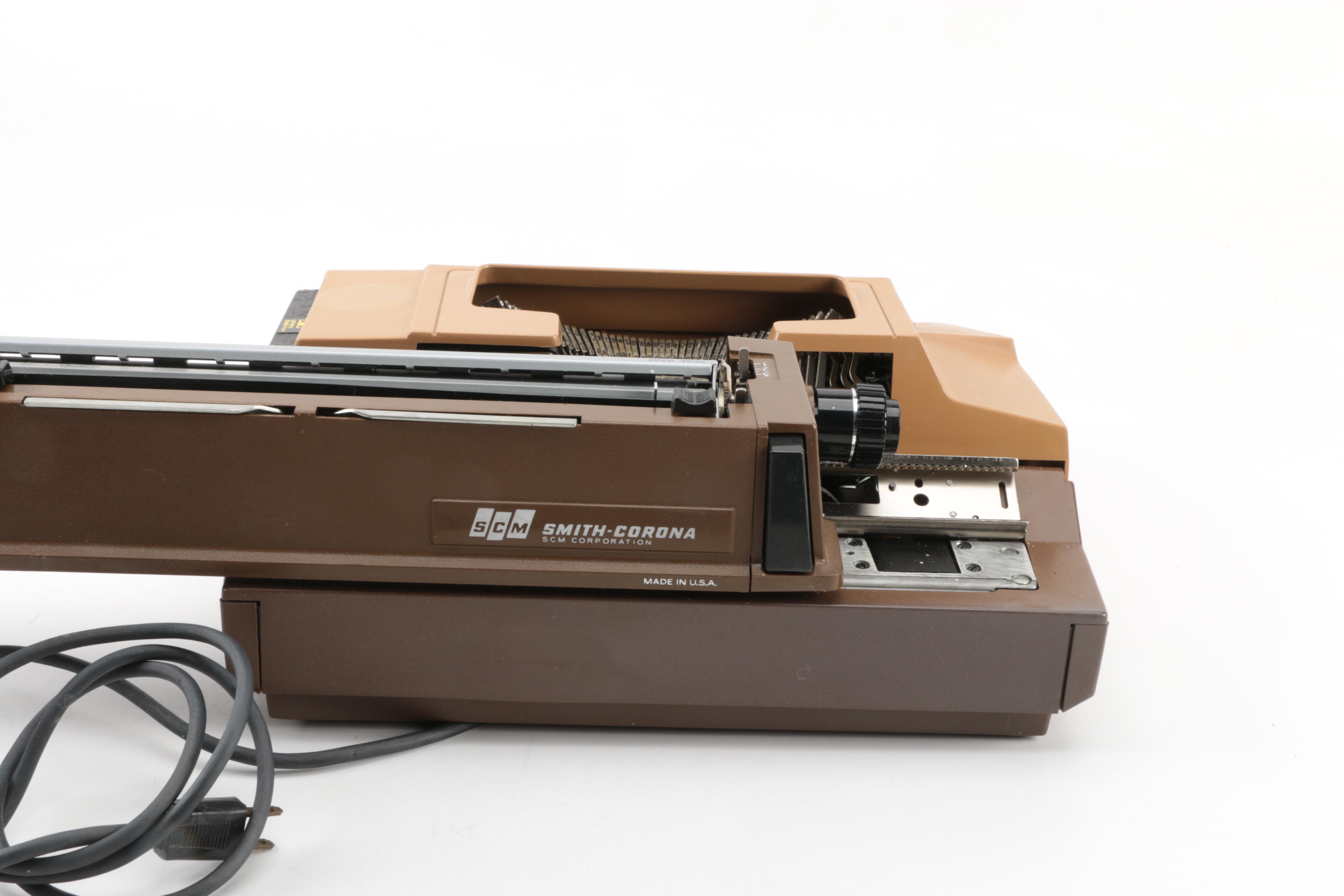 Vintage Smith-Corona "Coronet XL" Typewriter with Case