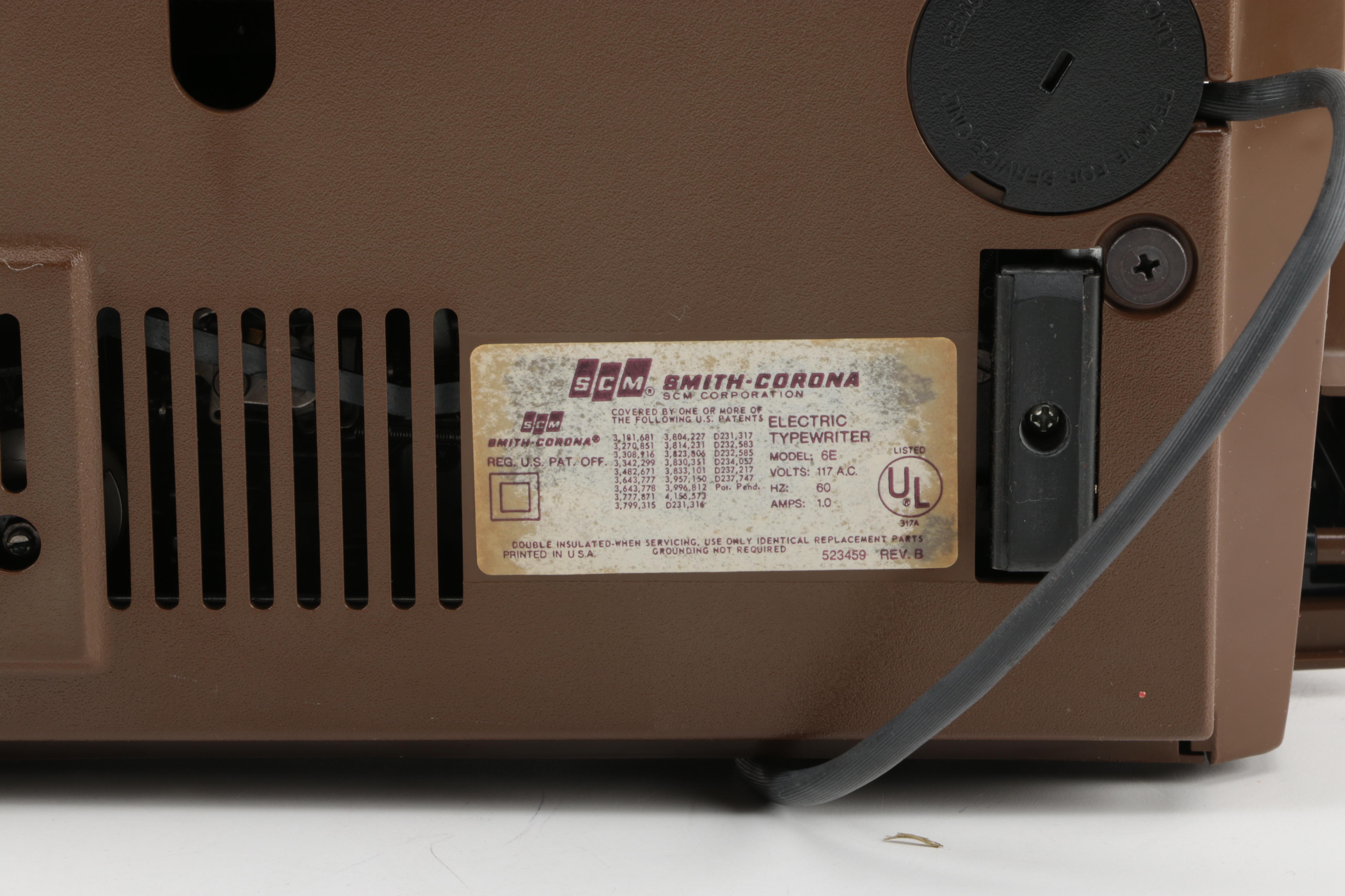 Vintage Smith-Corona "Coronet XL" Typewriter with Case