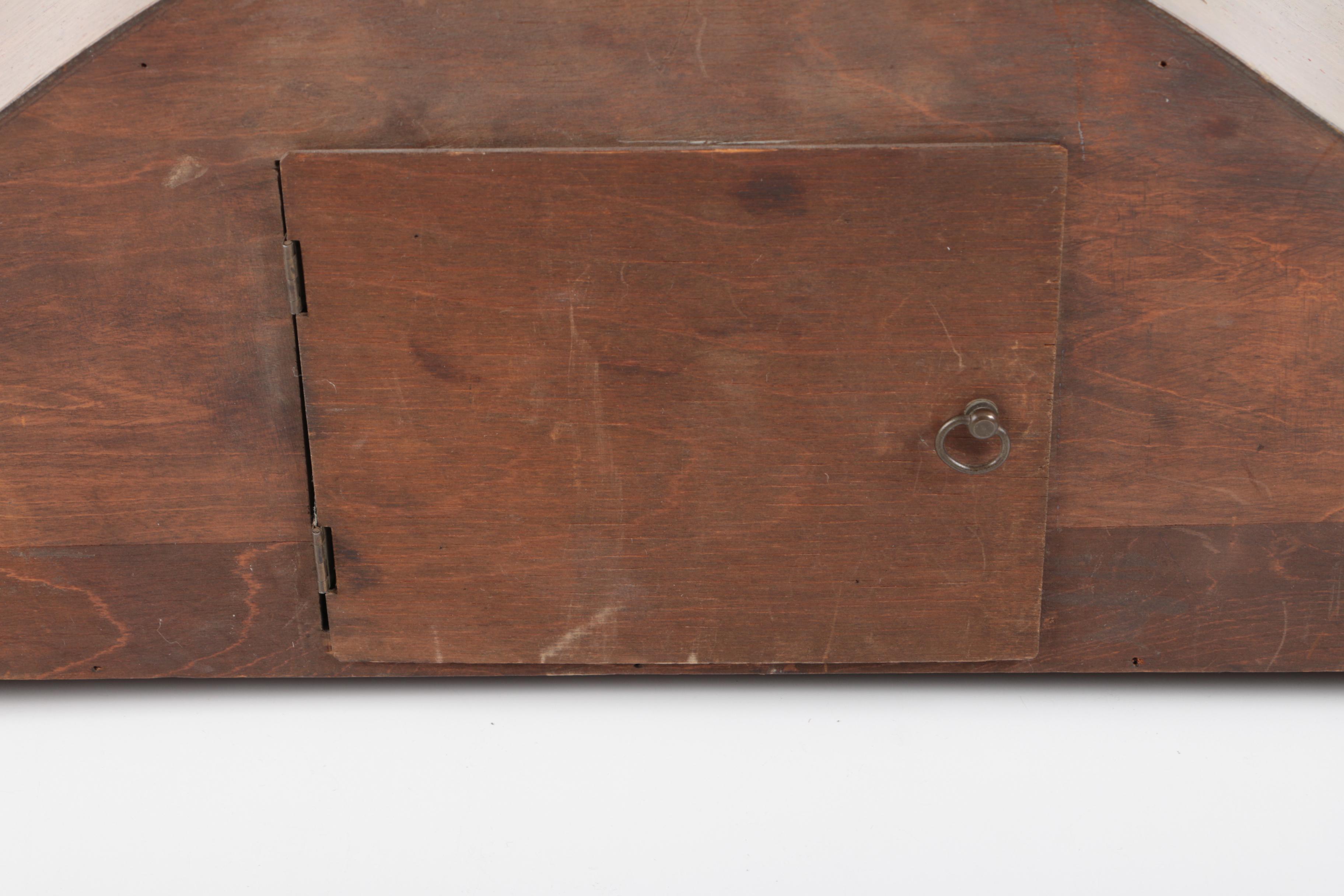 Vintage Art Deco Chiming Wooden Mantel Clock