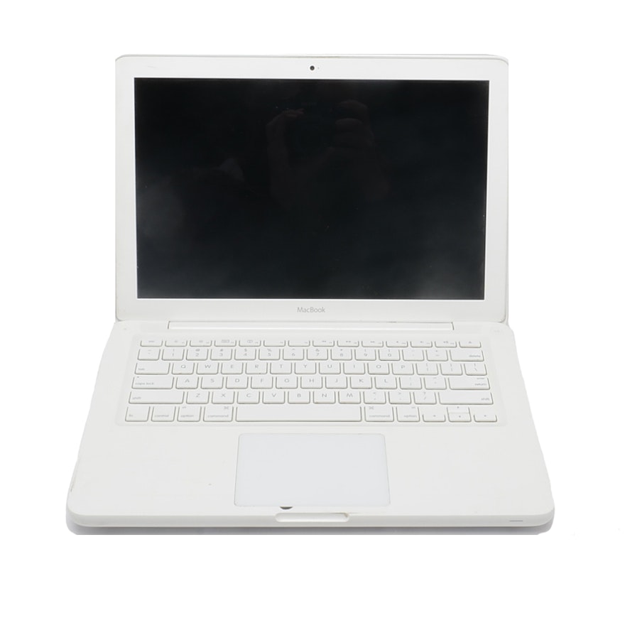 13" MacBook Laptop