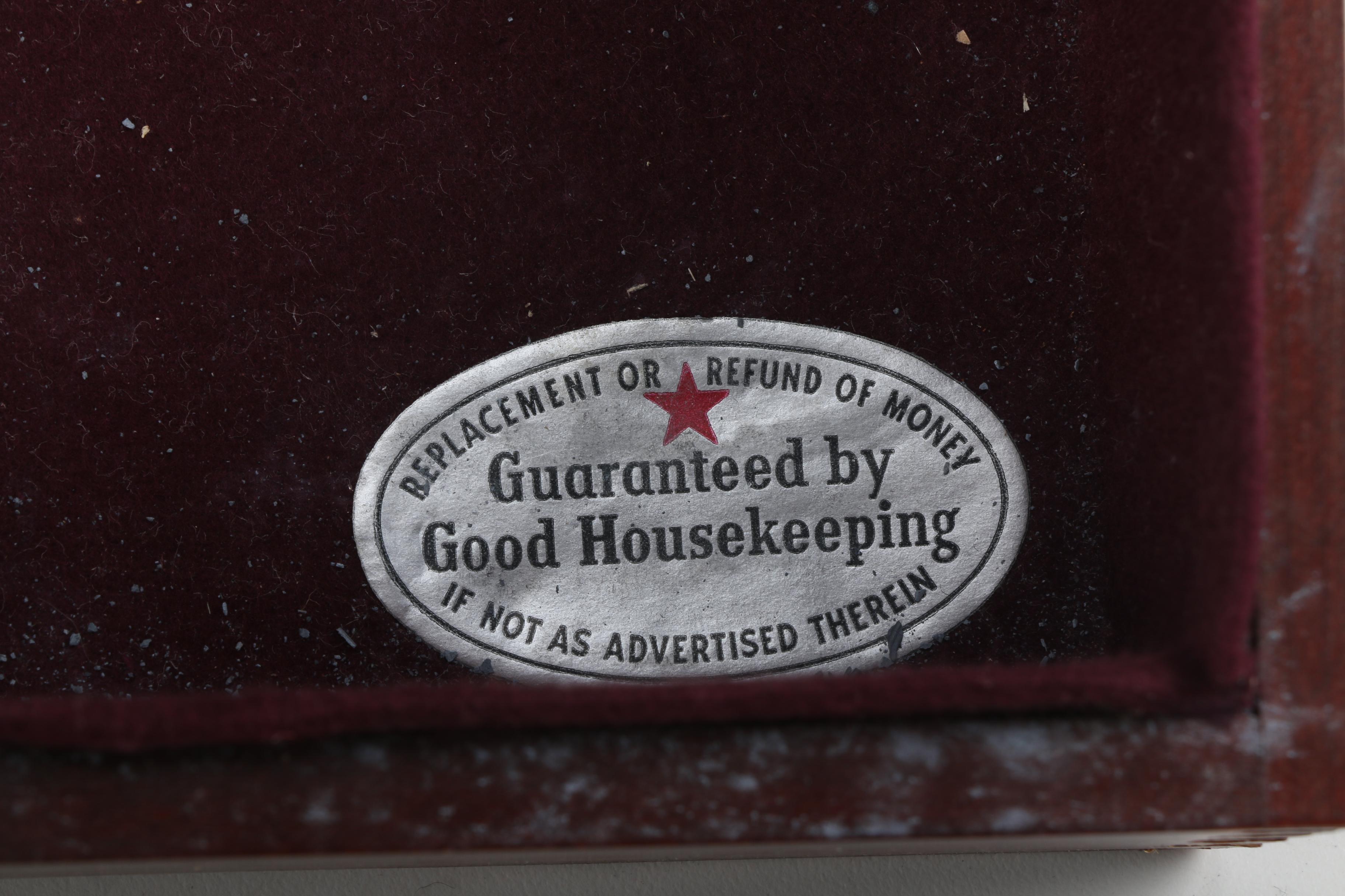 Nobility Plate "Reverie" Silver-Plated Flatware Set