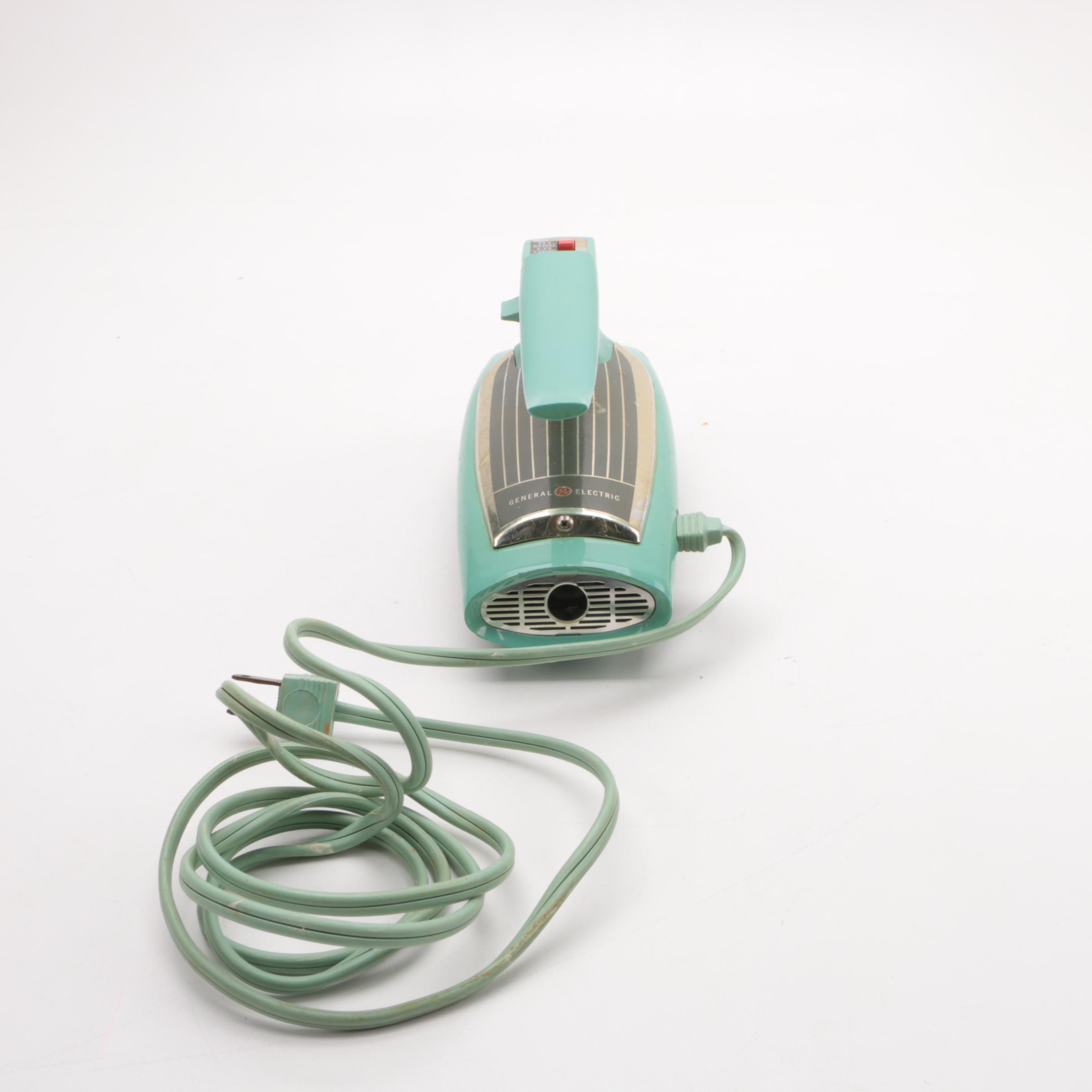 Vintage Kitchenware including Jeanette Glasbake "Blueberry"