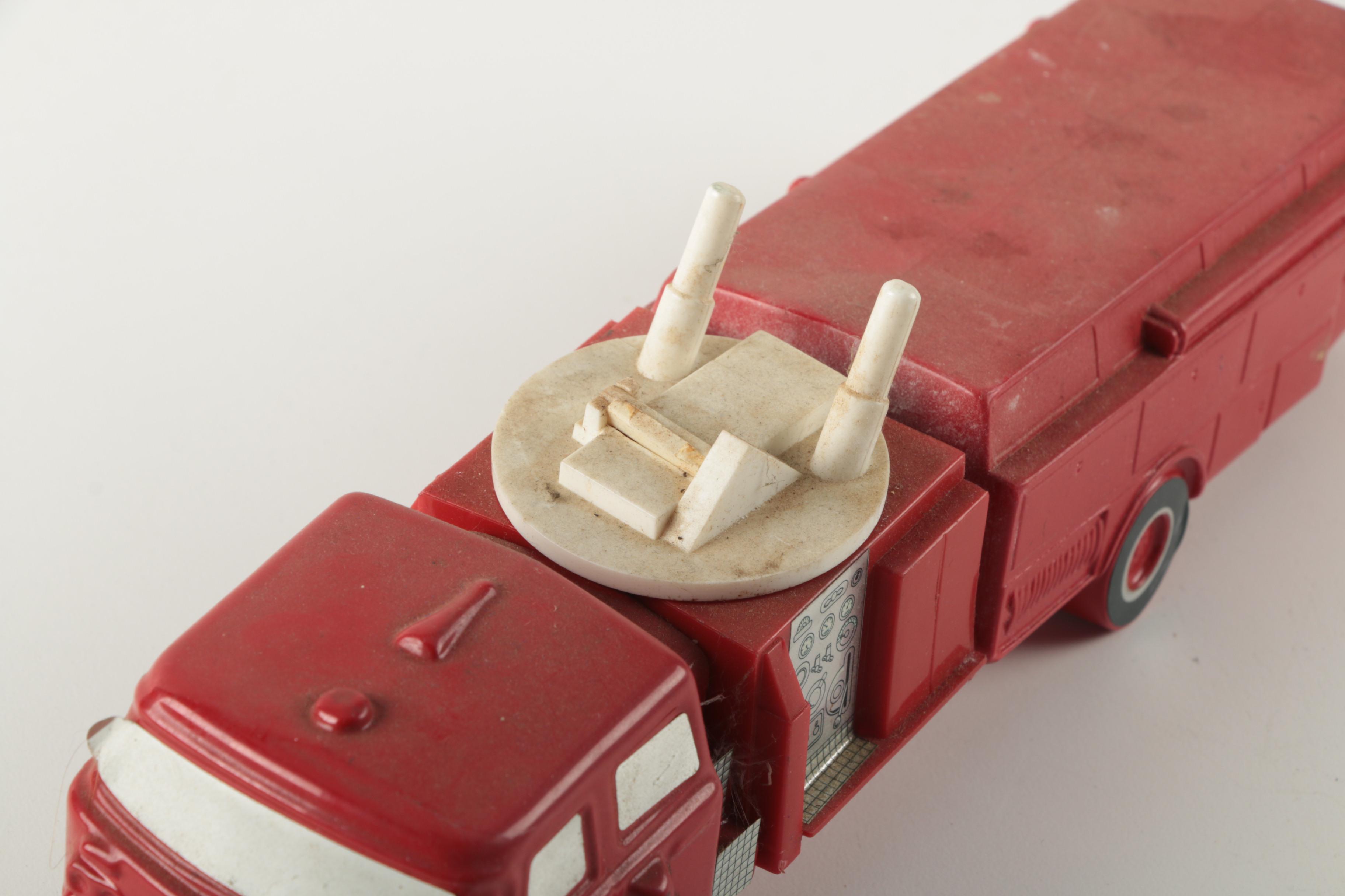 Vintage Avon "The Red Sentinel" Aftershave Bottle