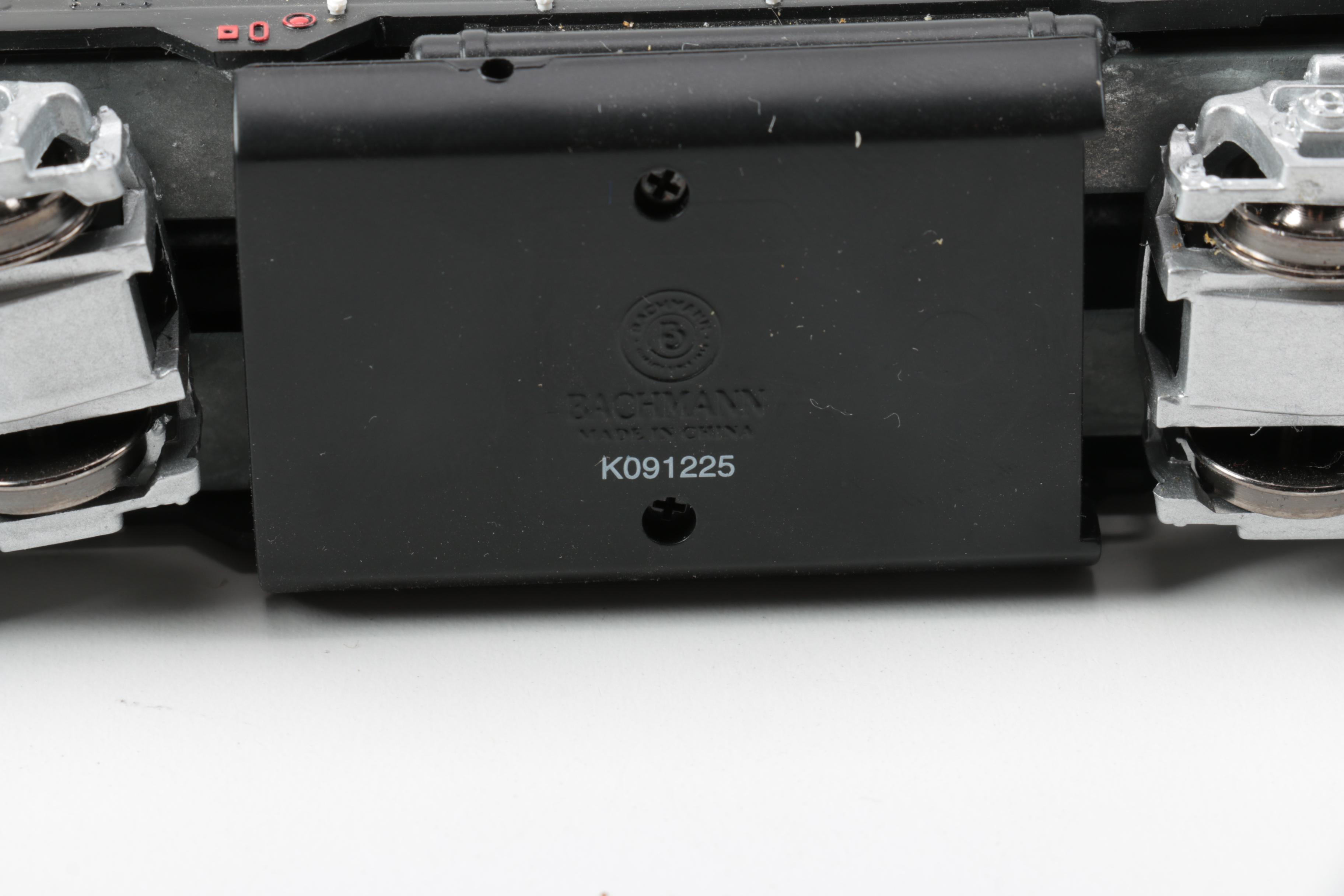 HO Scale Diesel Engines Including Bachmann "Spectrum"