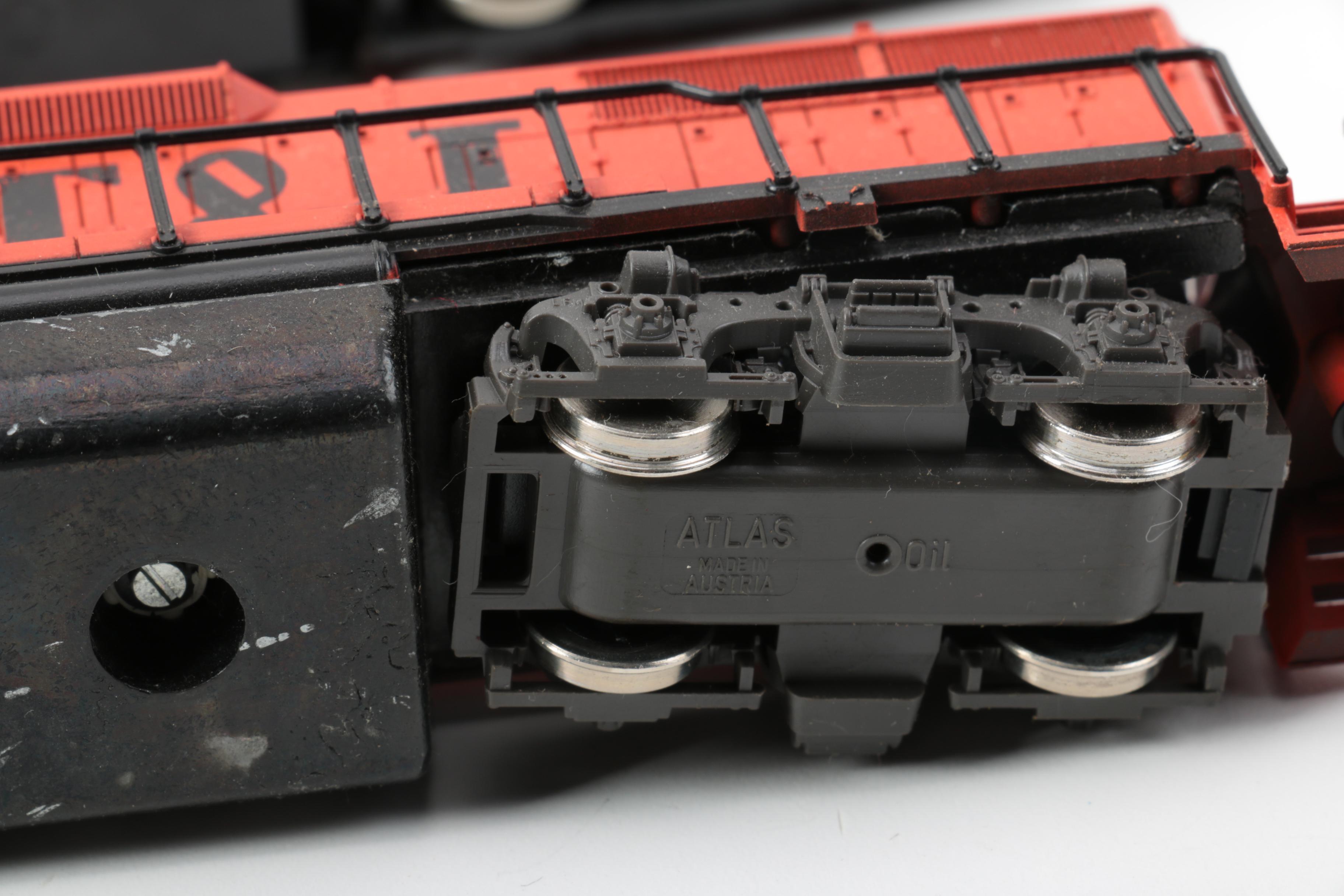 HO Scale Diesel Engines Including Bachmann "Spectrum"