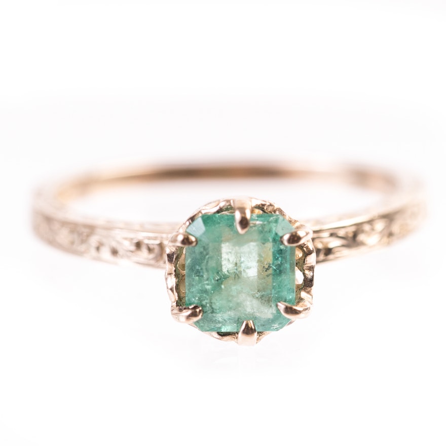 Antique 14K Yellow Gold and Emerald Ring