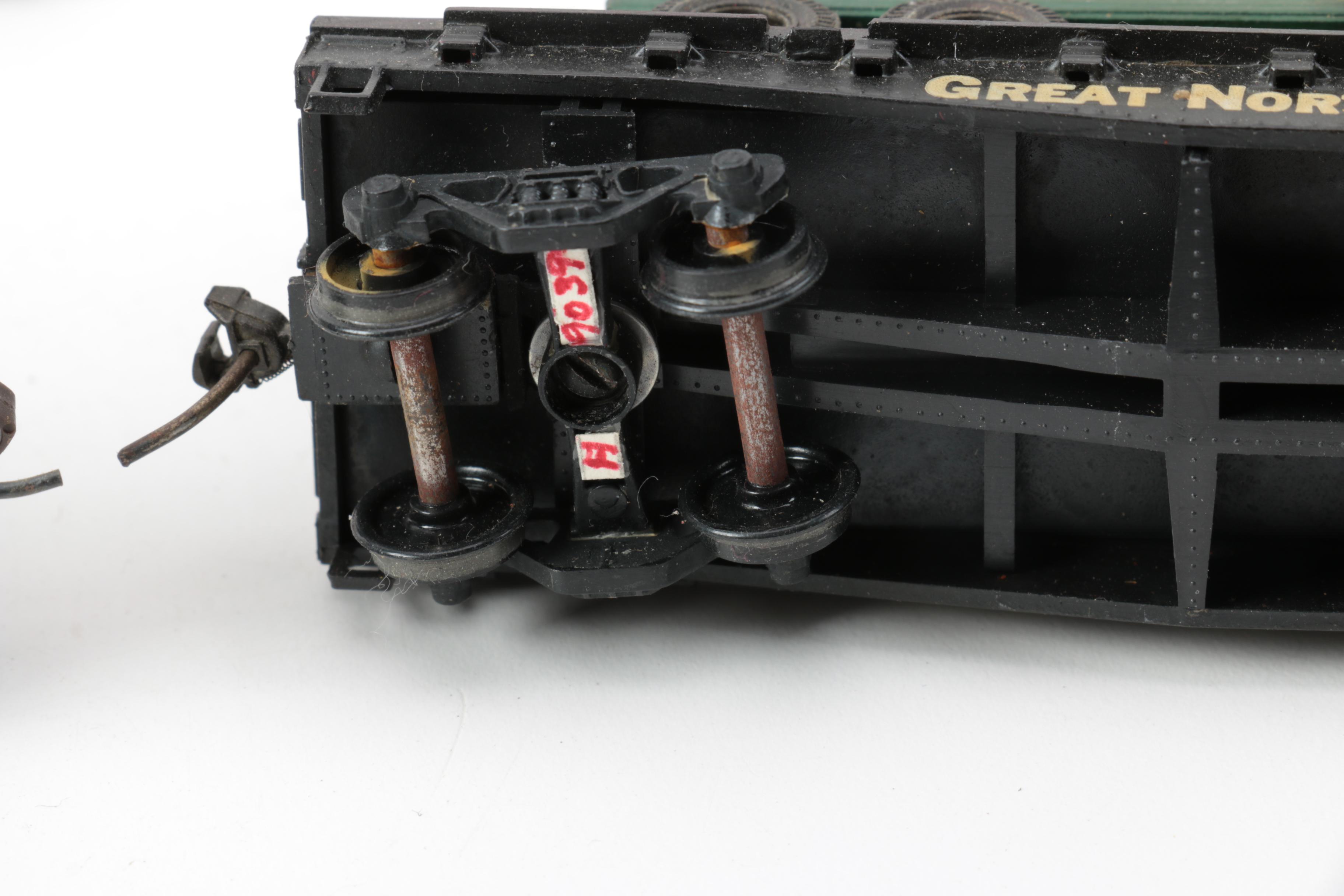 HO Scale Car Freight Cars Including Bachmann Car Transporter