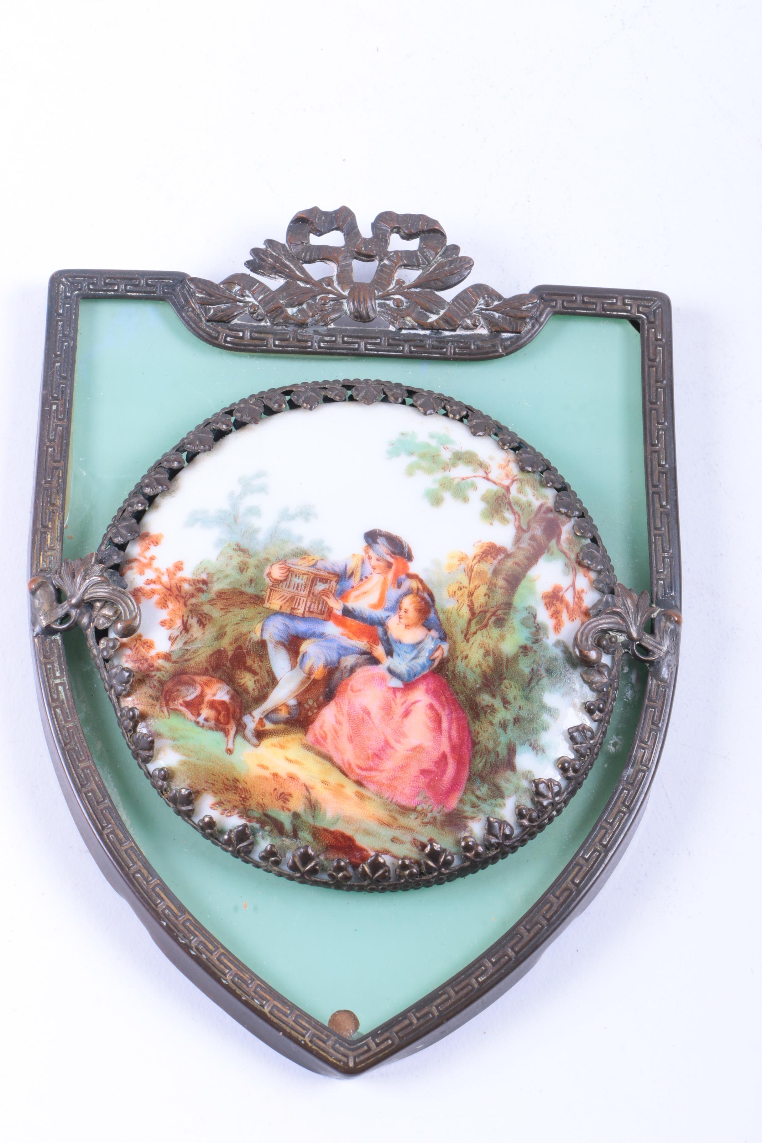 Decorative Wall Mounts