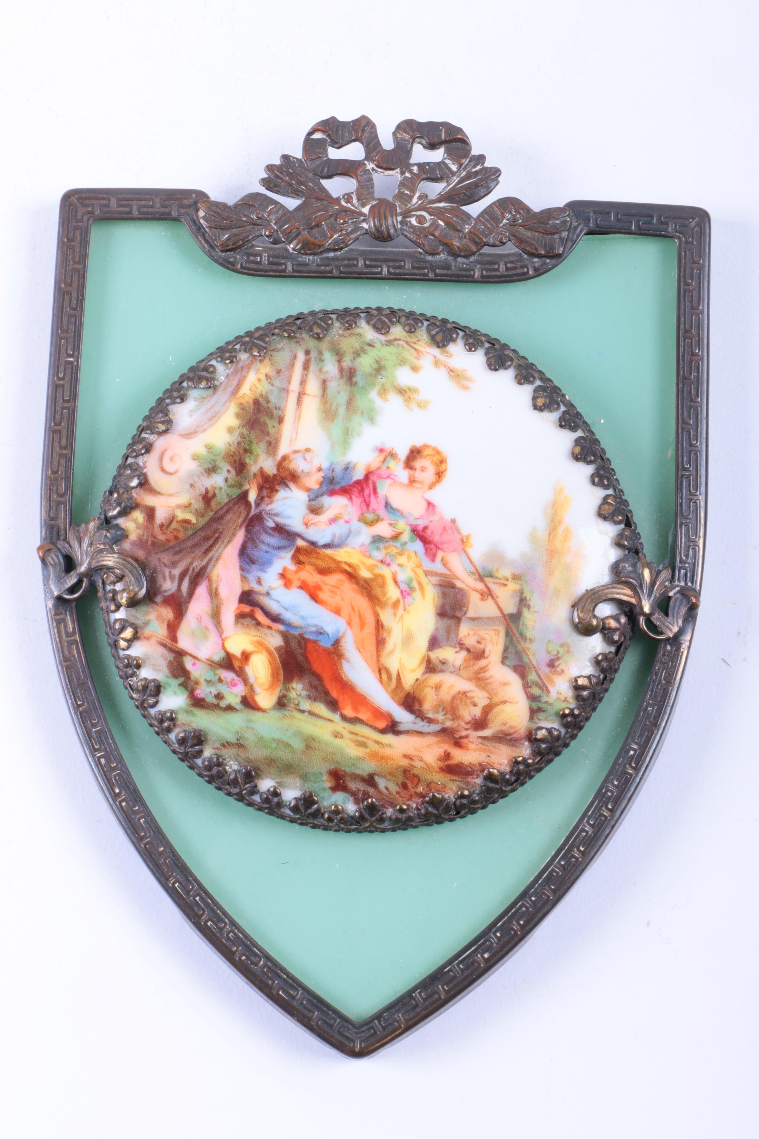 Decorative Wall Mounts