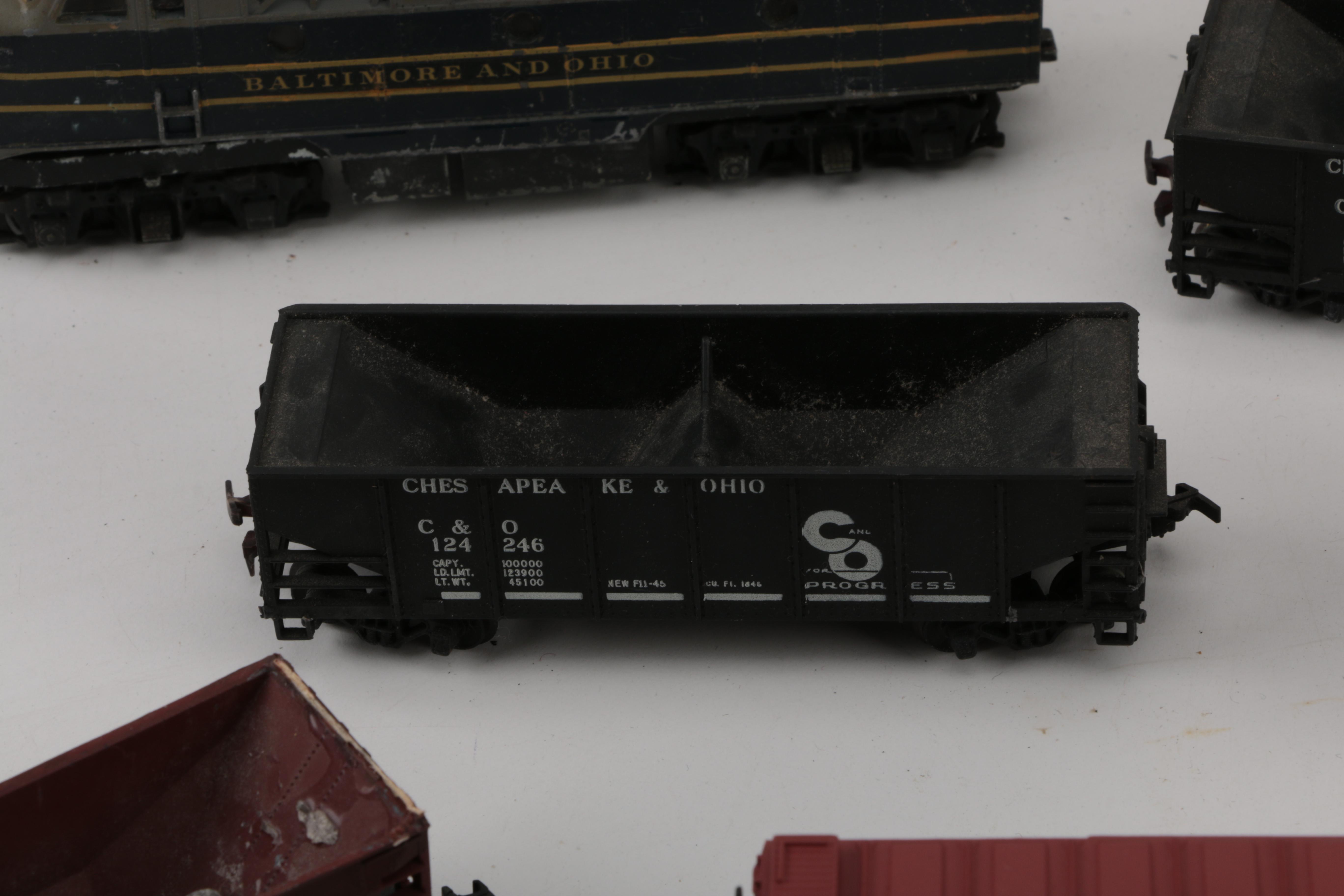 HO Scale Diesel Engines, Passenger Car, and Freight Cars
