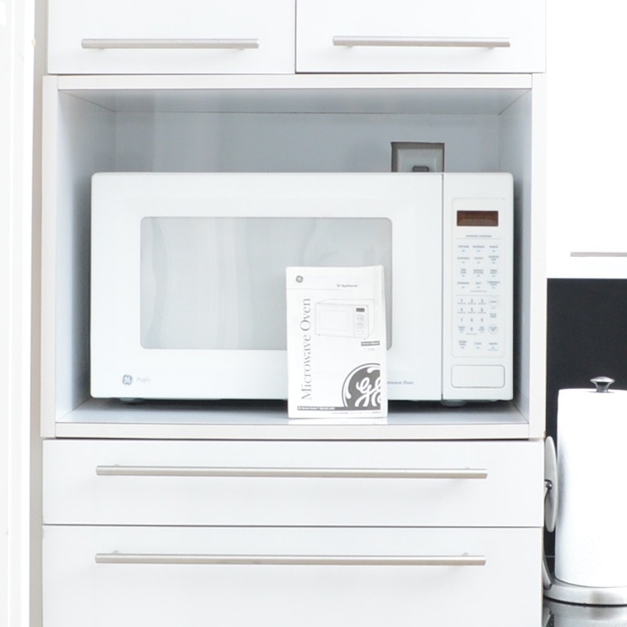 GE Microwave Oven