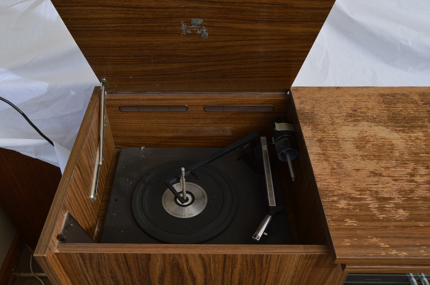 Grundig Radio Console with Turntable