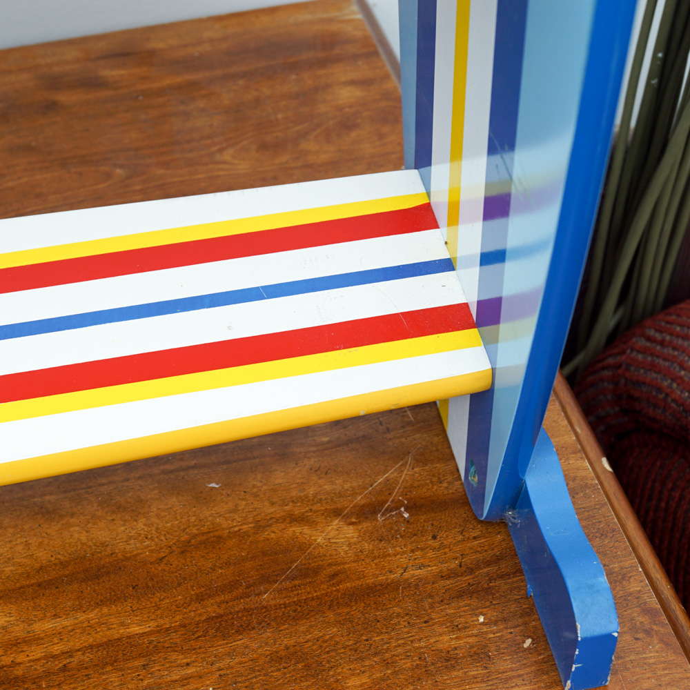 Surfboard Motif Shelf