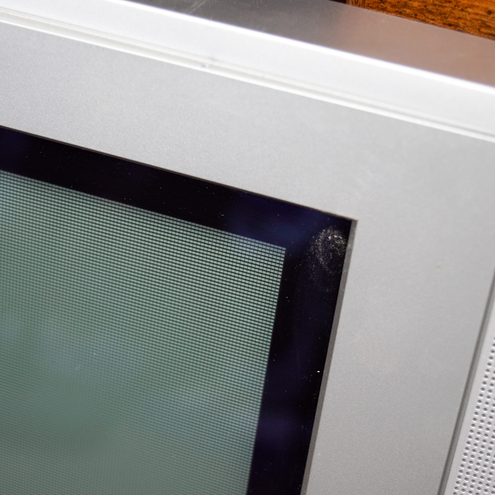 Zenith Television with Wall Mount