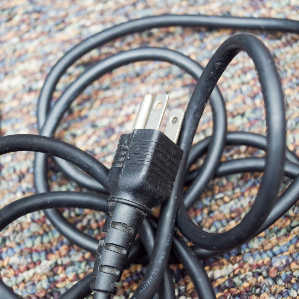 Zenith Television with Wall Mount