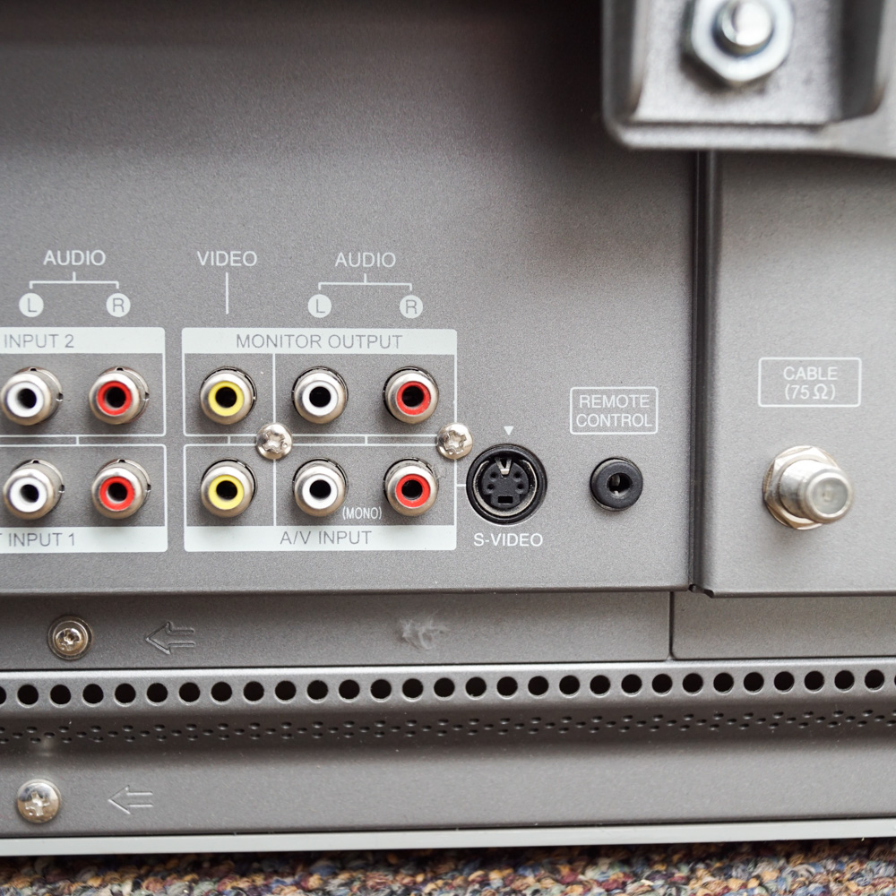 Zenith Television with Wall Mount