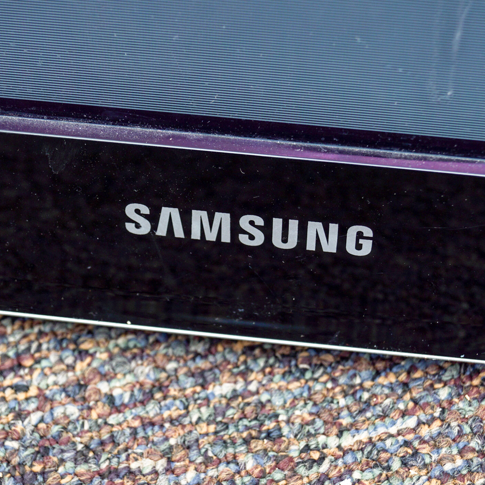 Samsung 50" Television with Mount