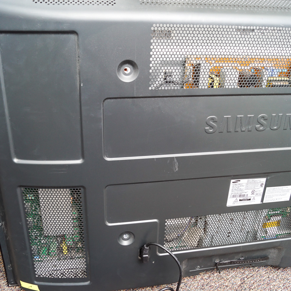 Samsung 50" Television with Mount