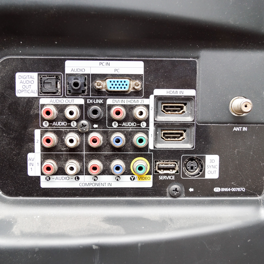 Samsung 50" Television with Mount