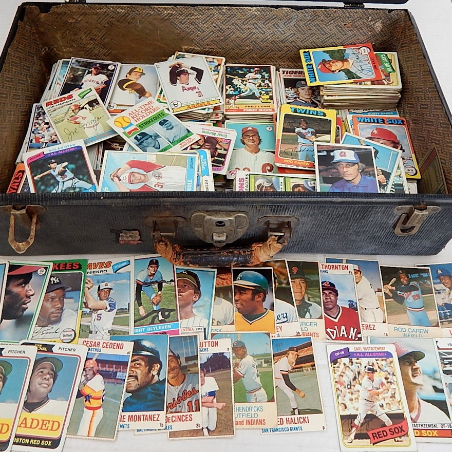 Vintage Briefcase Full of 1970s Baseball Cards