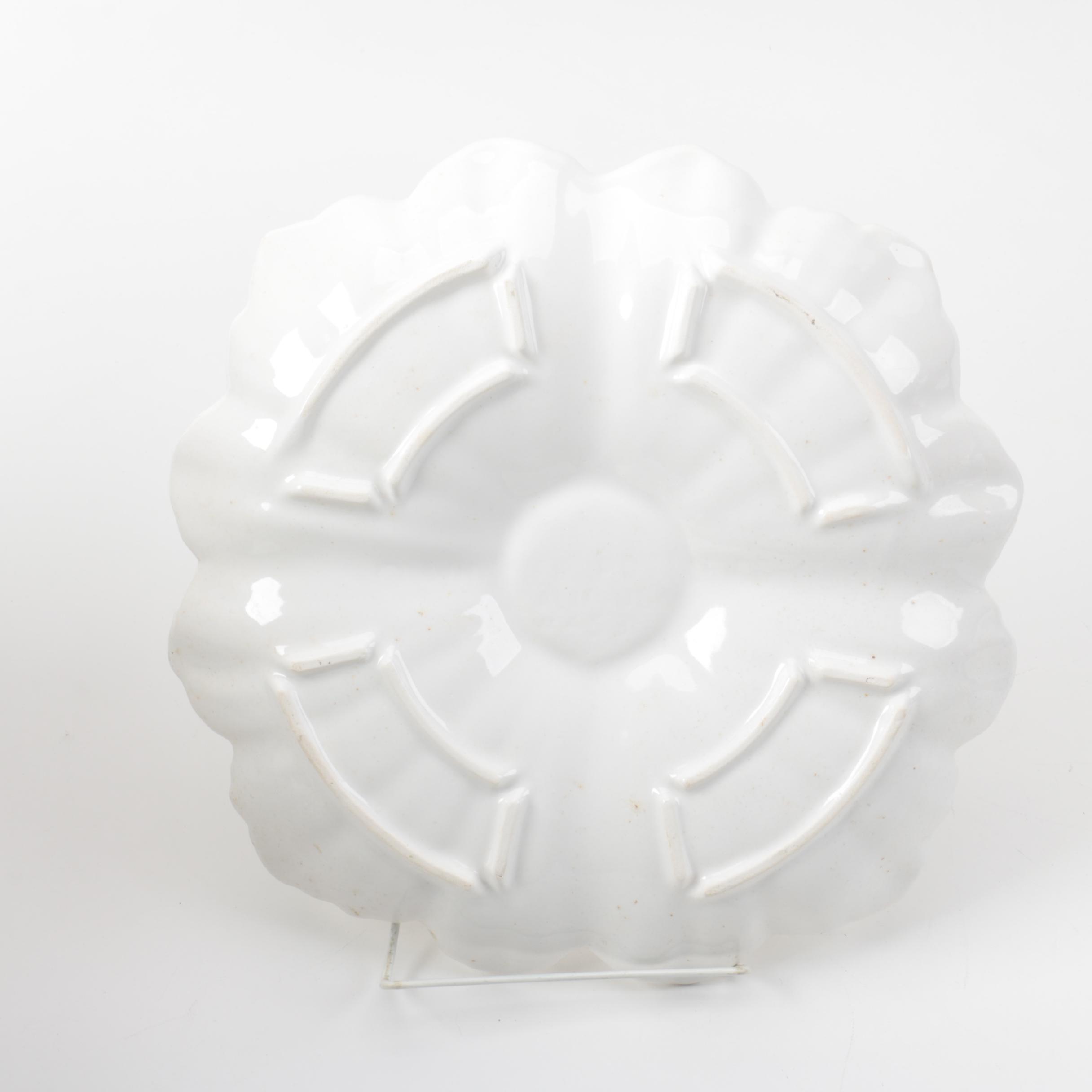 Whittierware "Dip-It!" Chip 'n' Dip Set