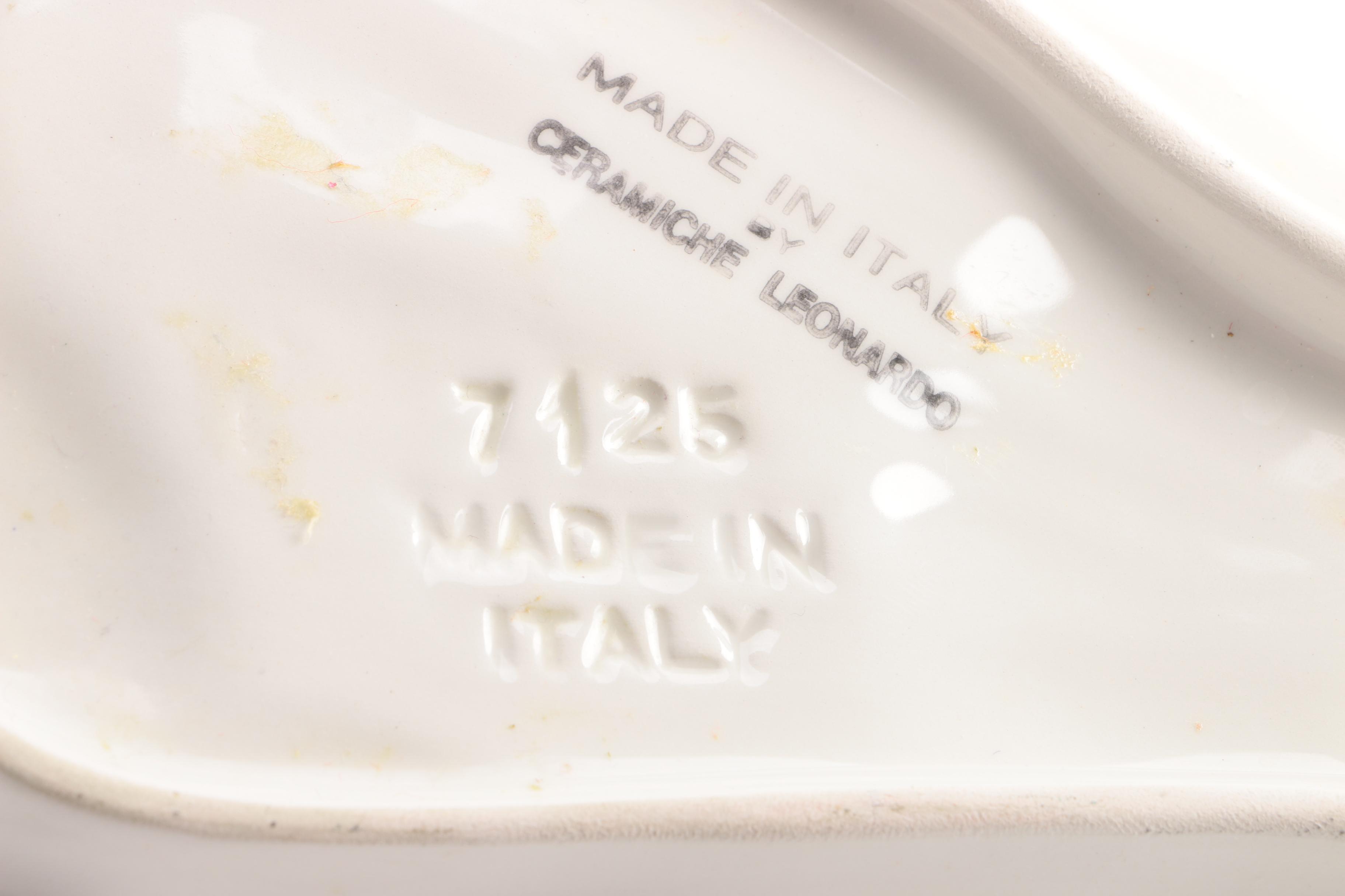 Ceramiche Leonardo Pottery Santa Claus Plate