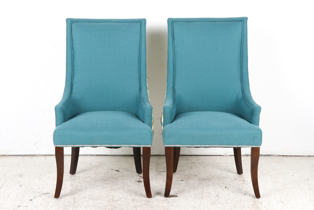 Pair of Modern Style Accent Chairs