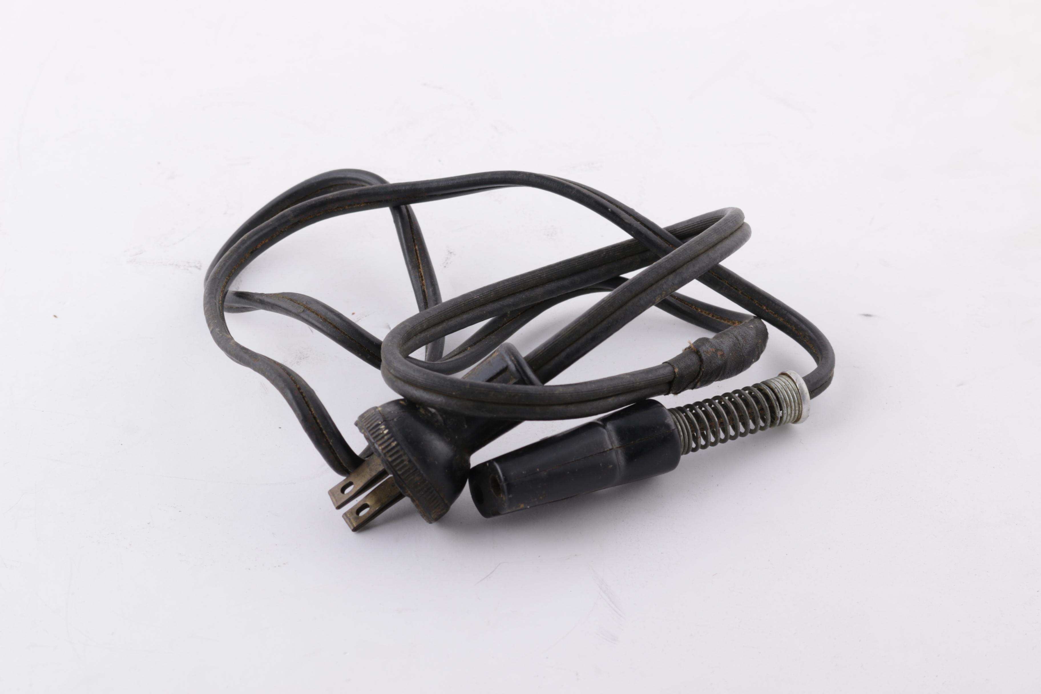 1930s Art Deco Manning Bowman "Harmony" Percolator and Additional Serviceware