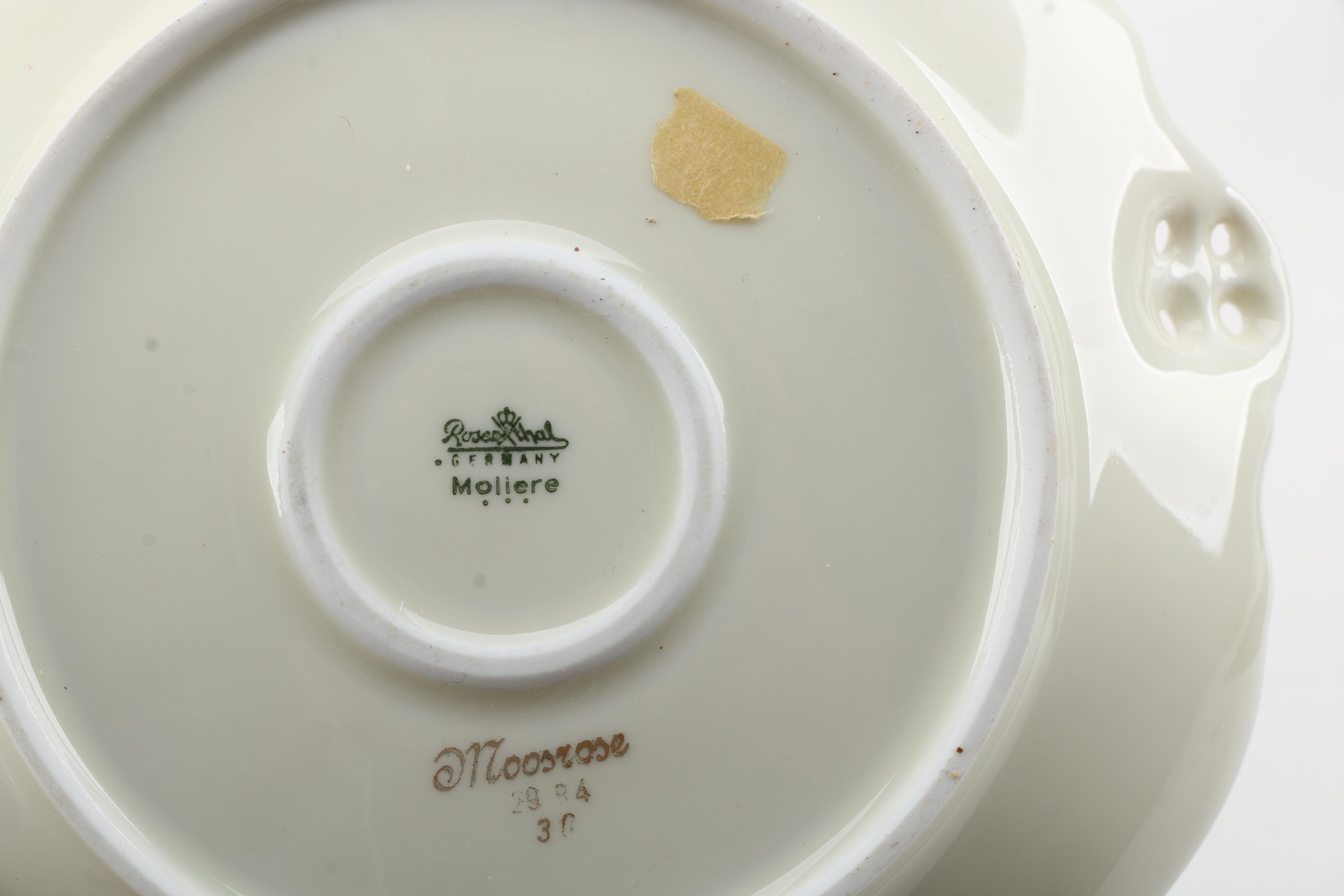 "La Reine Blanche" Porcelain Dish