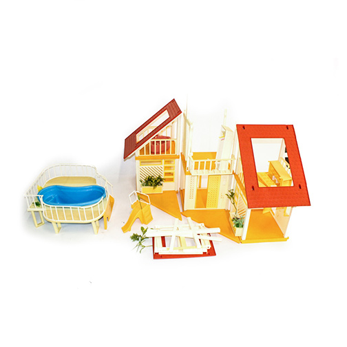 1980s-Era Mattel Barbie's Dream House