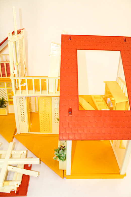 1980s-Era Mattel Barbie's Dream House