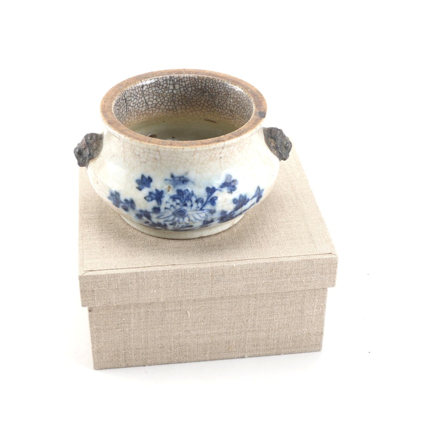 Chinese Tao-Kuang Style Earthenware Bulb Bowl