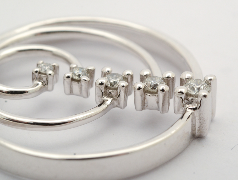 EFFY 14K White Gold Multi-Circle Journey Pendant Necklace