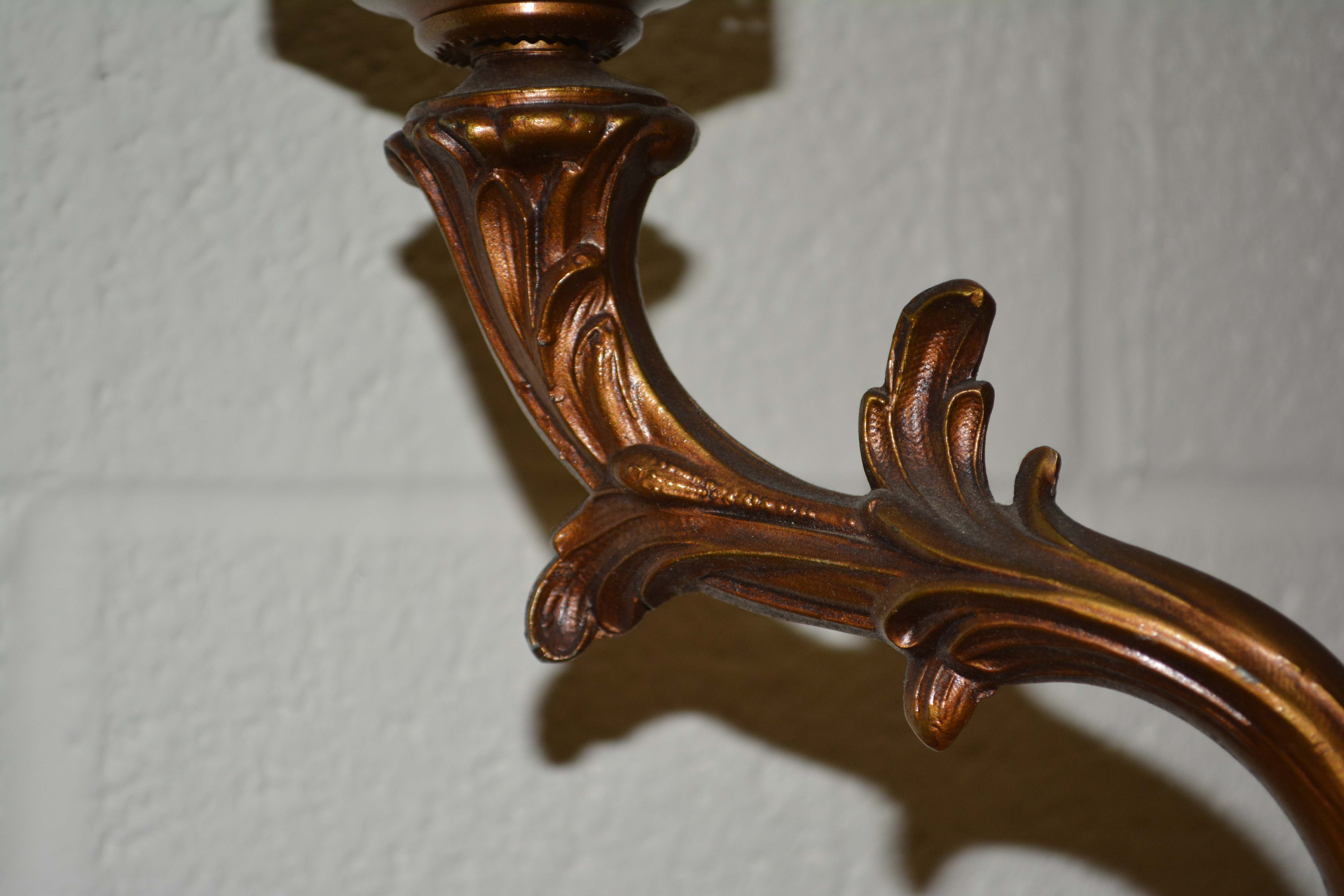 Vintage Figural Table Lamp