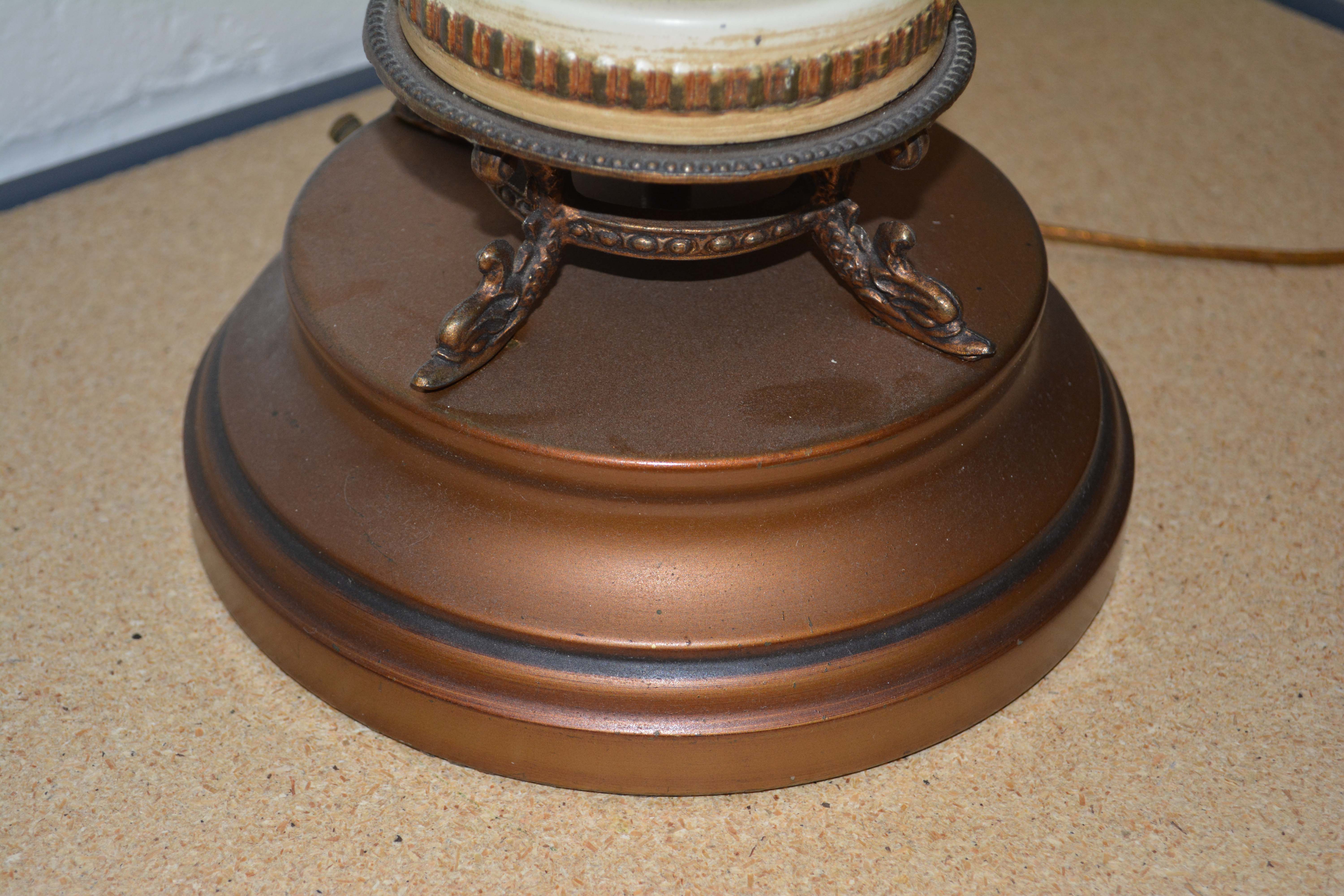 Vintage Figural Table Lamp